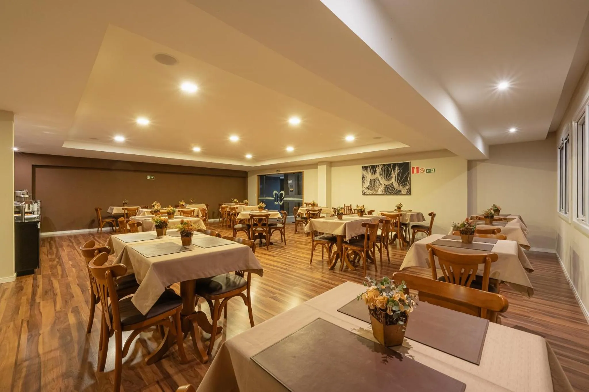 Restaurant/places to eat in Hotel Querência