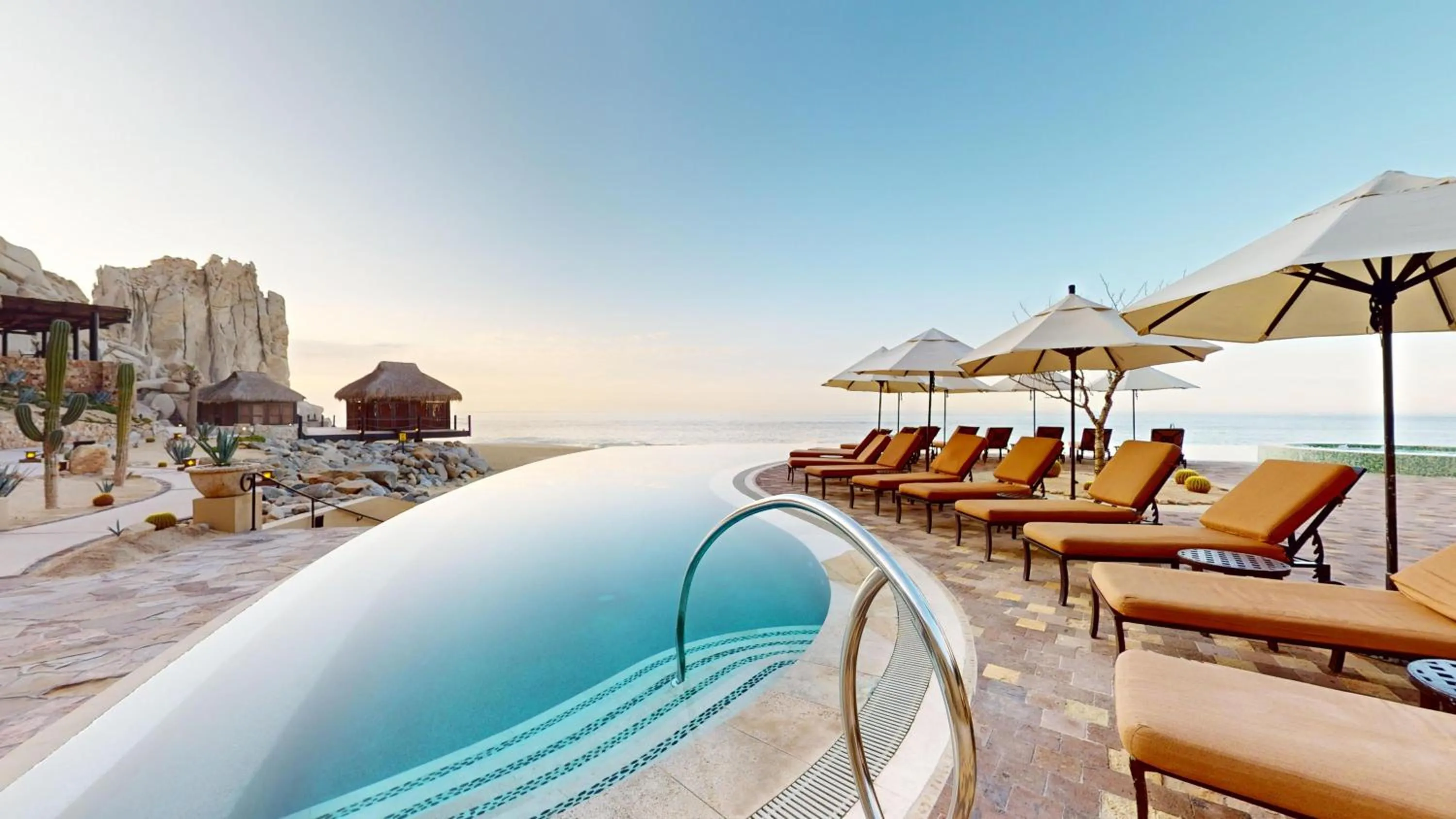 Swimming pool in Grand Solmar Land's End Resort & Spa