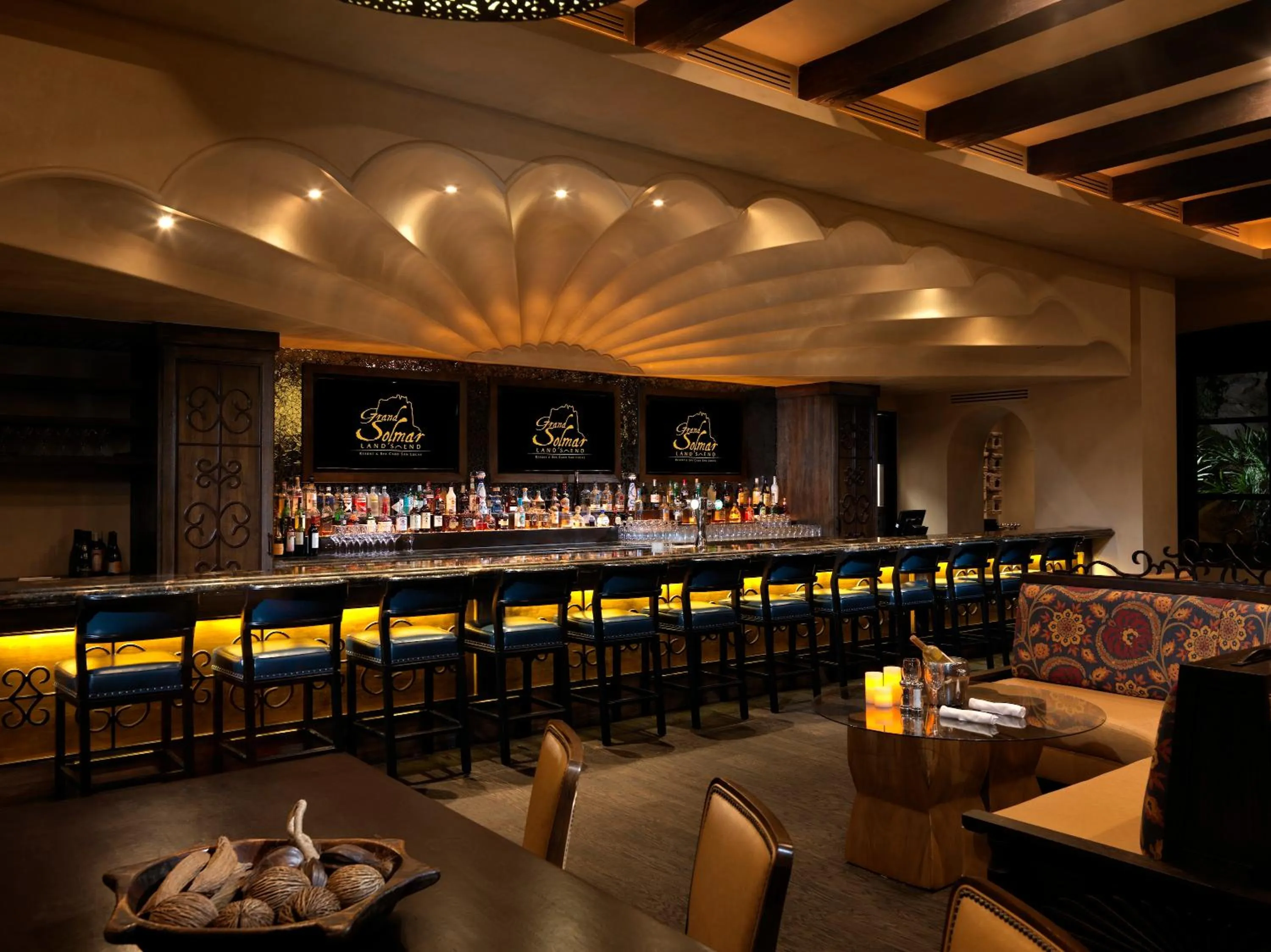 Restaurant/places to eat in Grand Solmar Land's End Resort & Spa