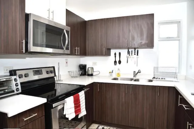 Kitchen or kitchenette in The Brompton's Luxury Apartment