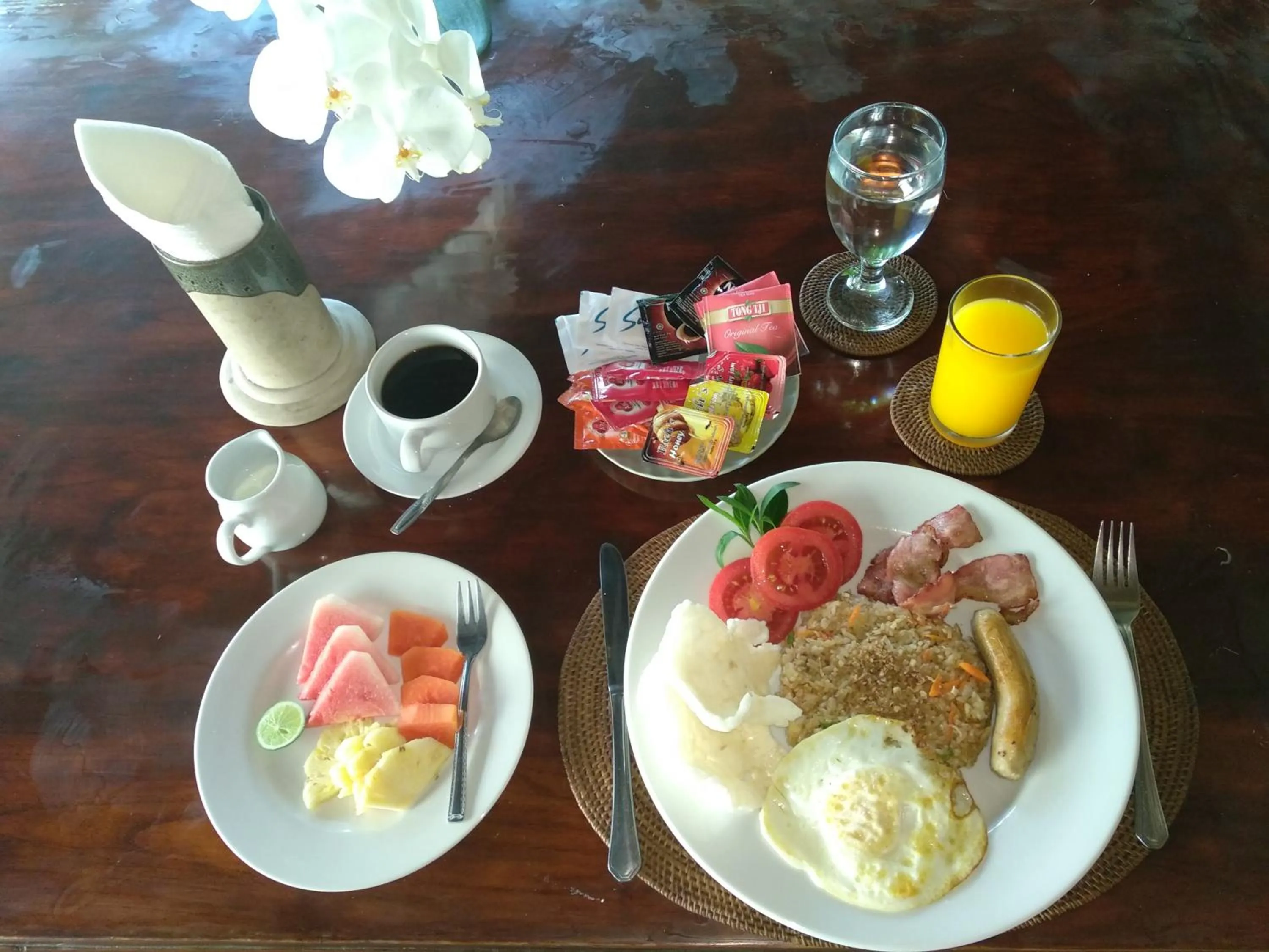 Breakfast in Dewani Villa Resort