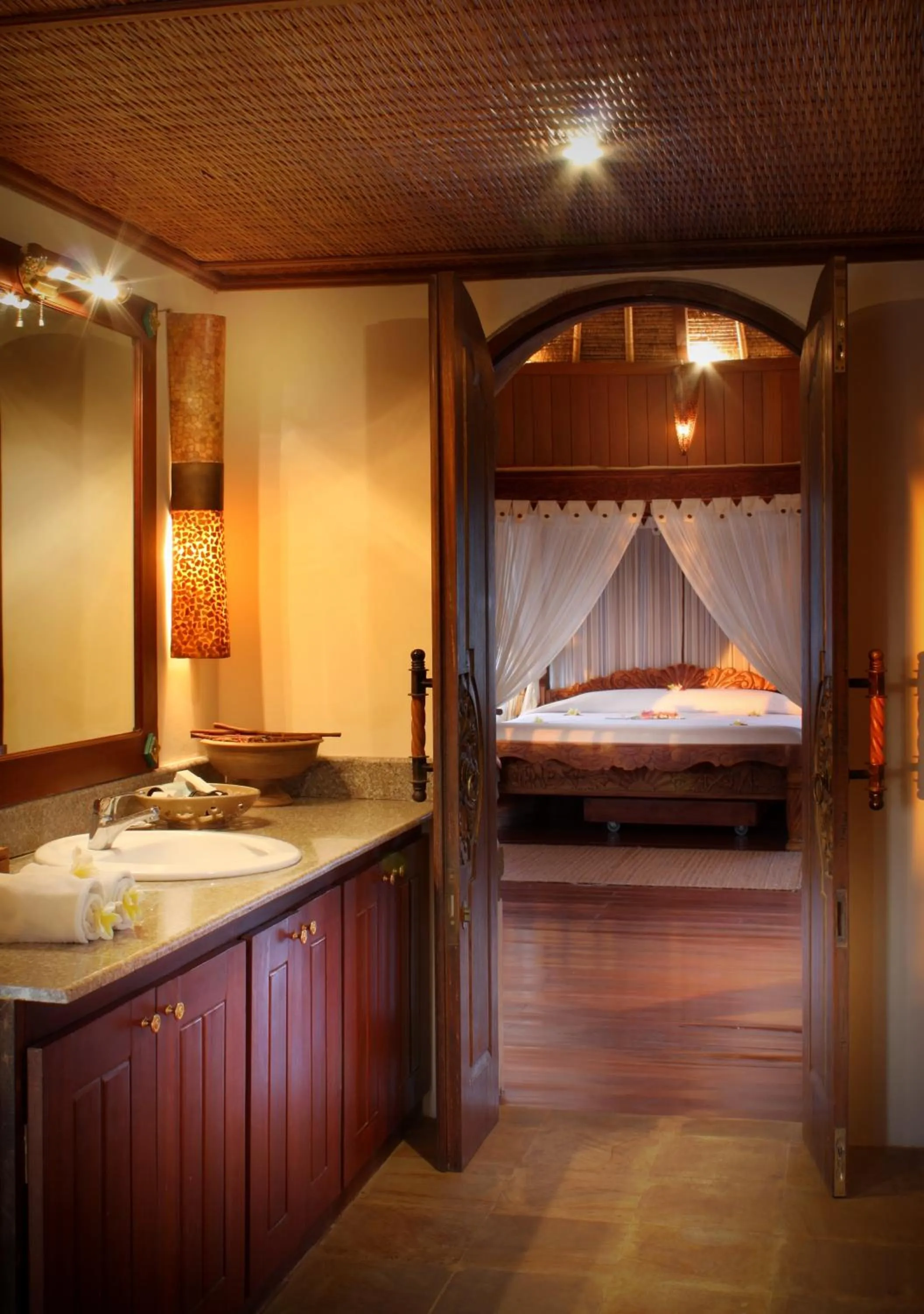 Decorative detail, Bed in Dewani Villa Resort