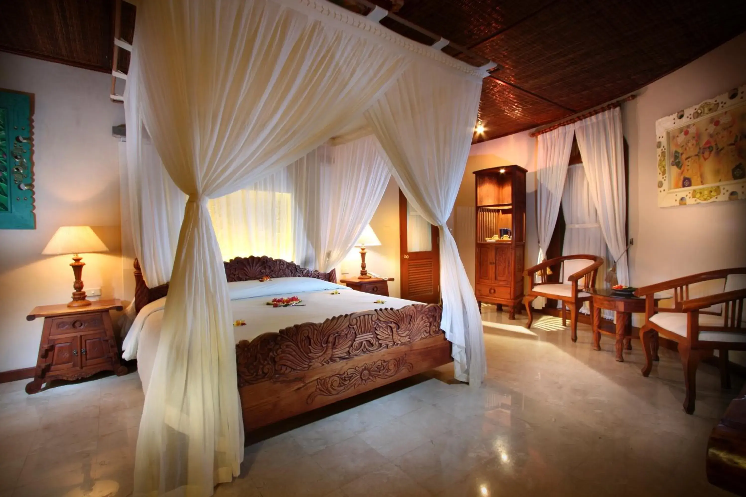 Deluxe King Room in Dewani Villa Resort Deluxe King Room in Dewani Villa Resort