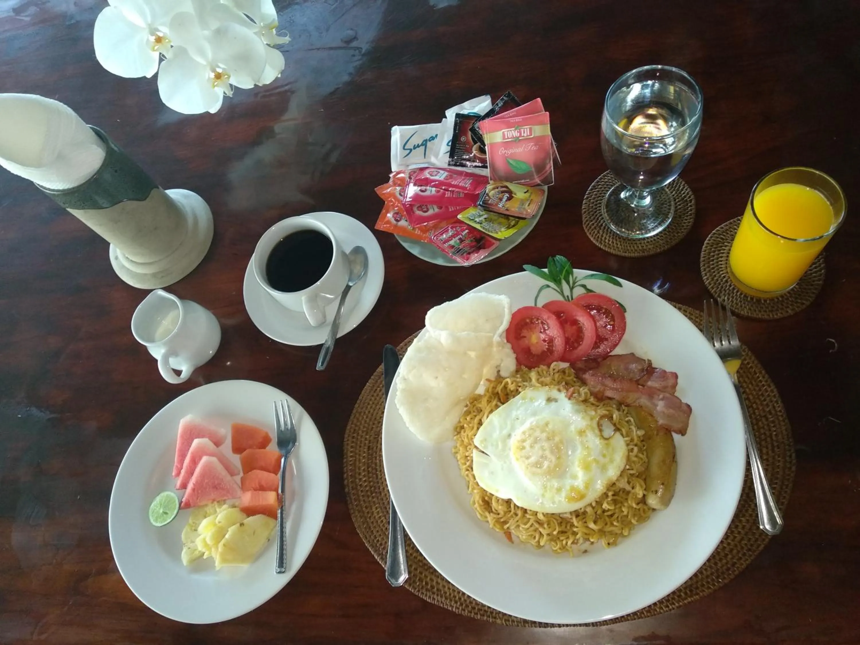 Breakfast in Dewani Villa Resort