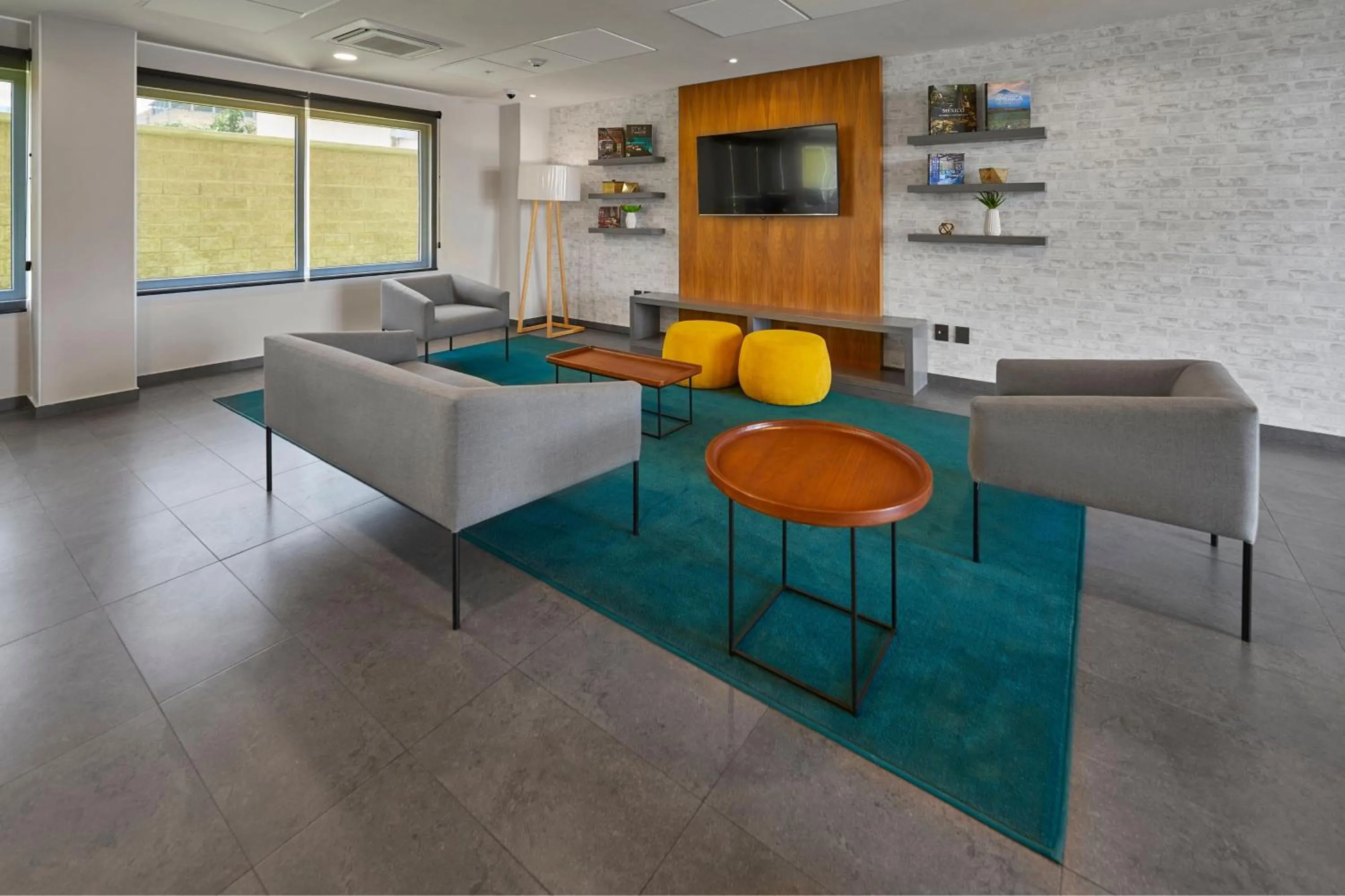 Living room in City Express by Marriott Tepic