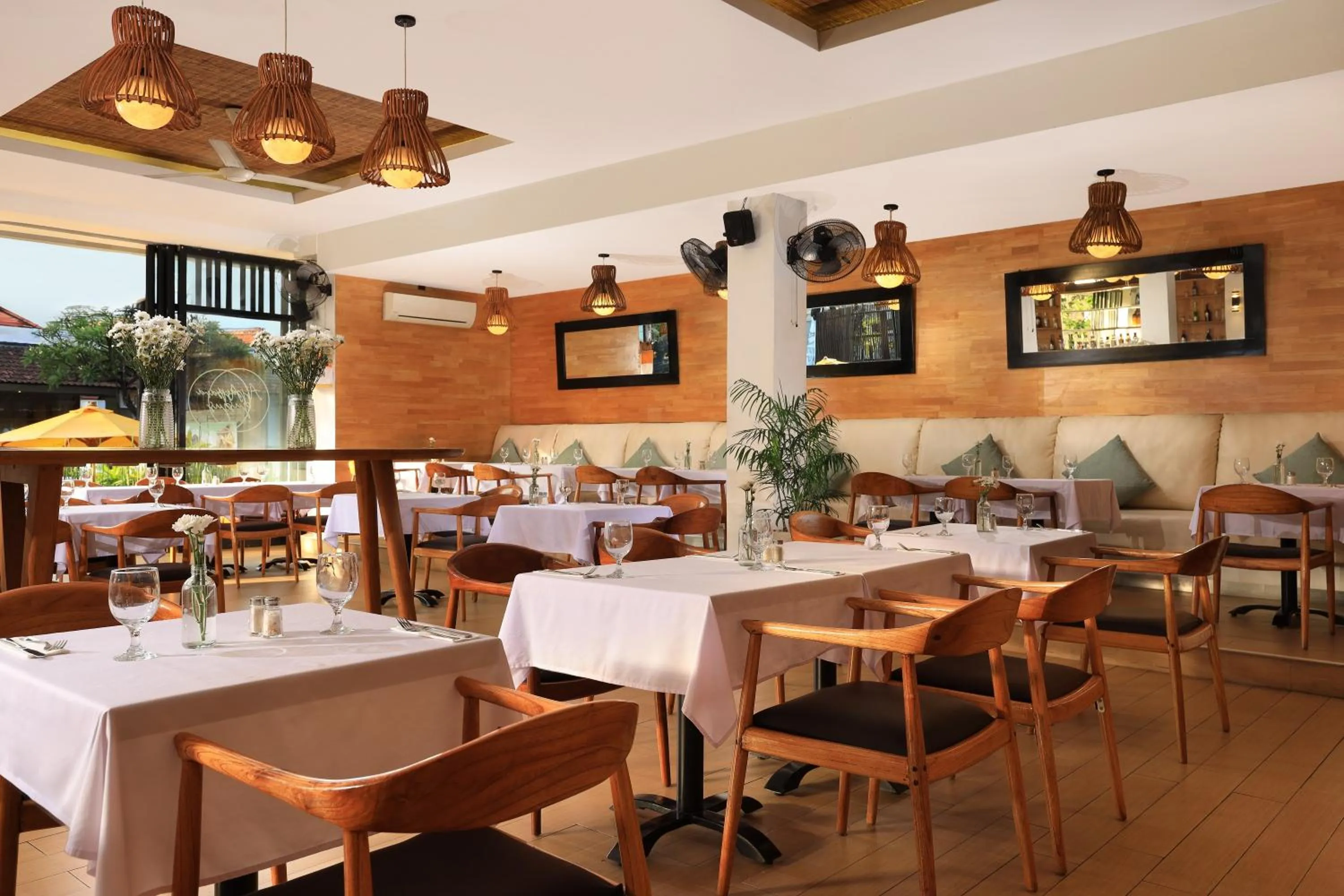 Restaurant/places to eat in Amadea Resort & Villas Seminyak Bali