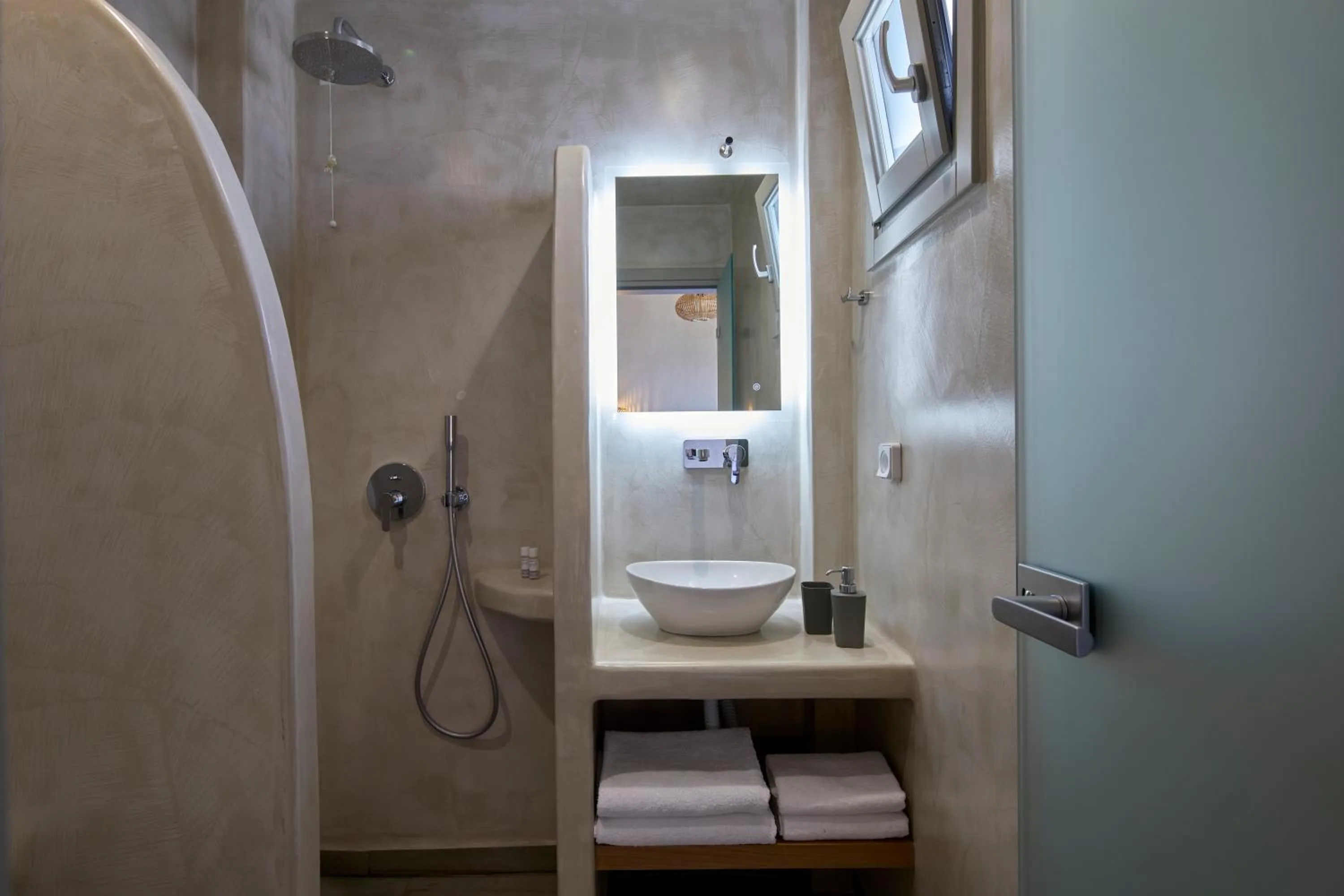 Bathroom in Acropole Sunrise