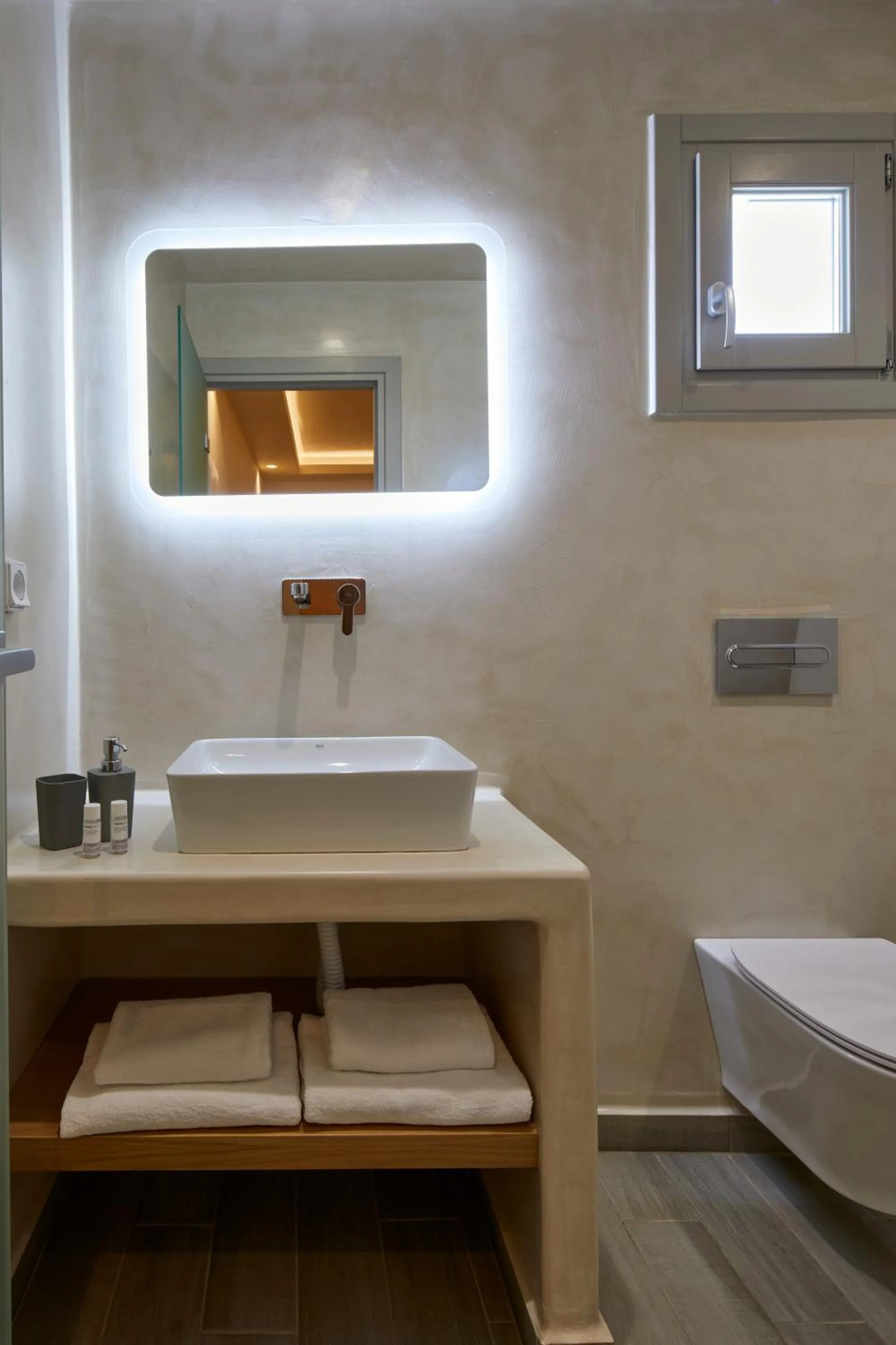 Bathroom in Acropole Sunrise