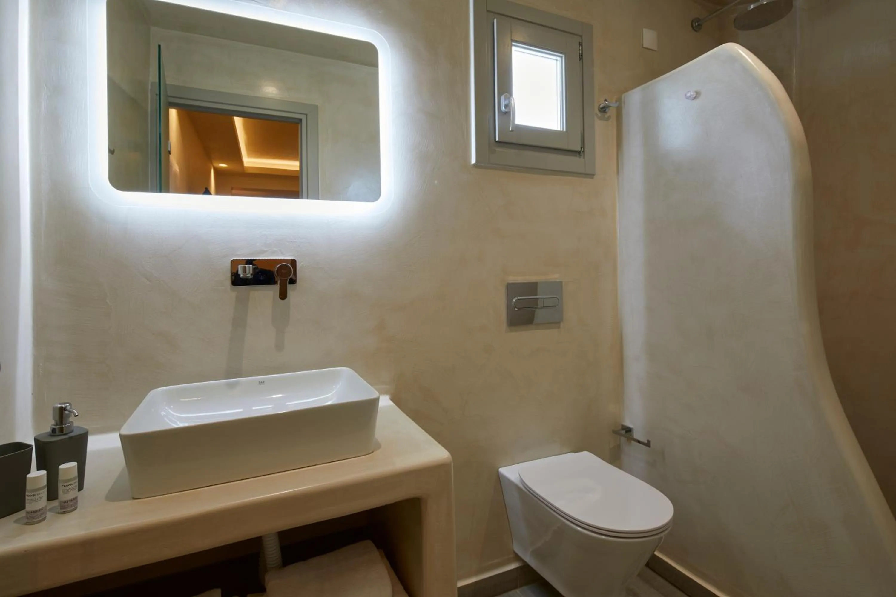 Bathroom in Acropole Sunrise