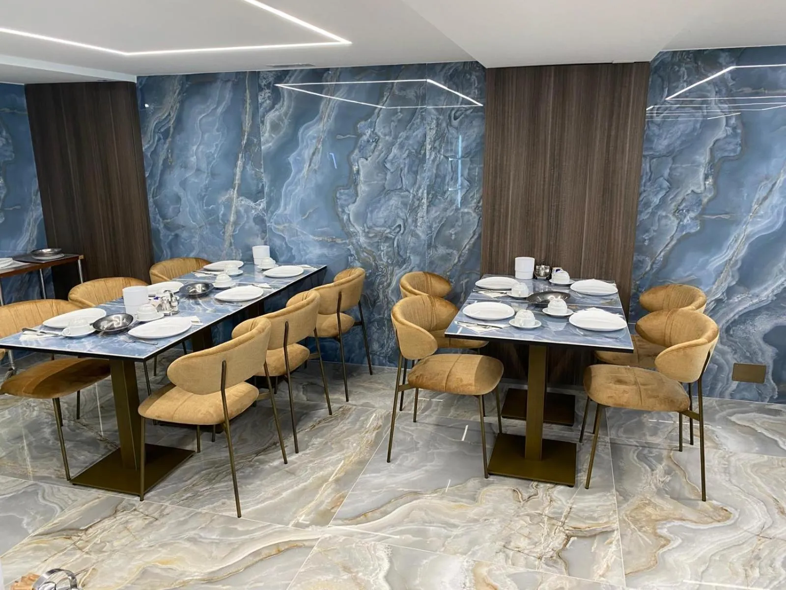 Breakfast in Hotel Serena