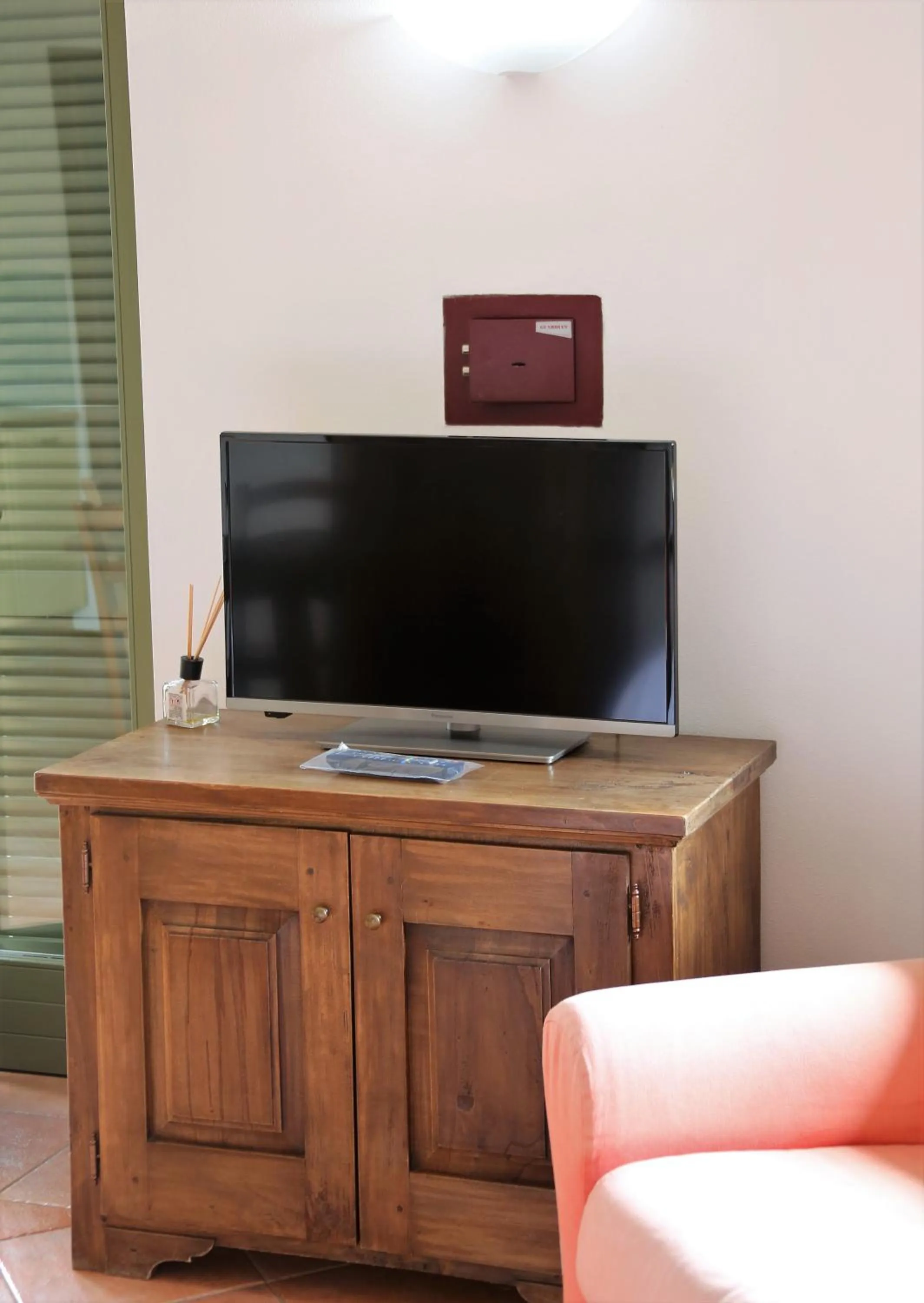 TV and multimedia in Appartamenti Ferrari Residence