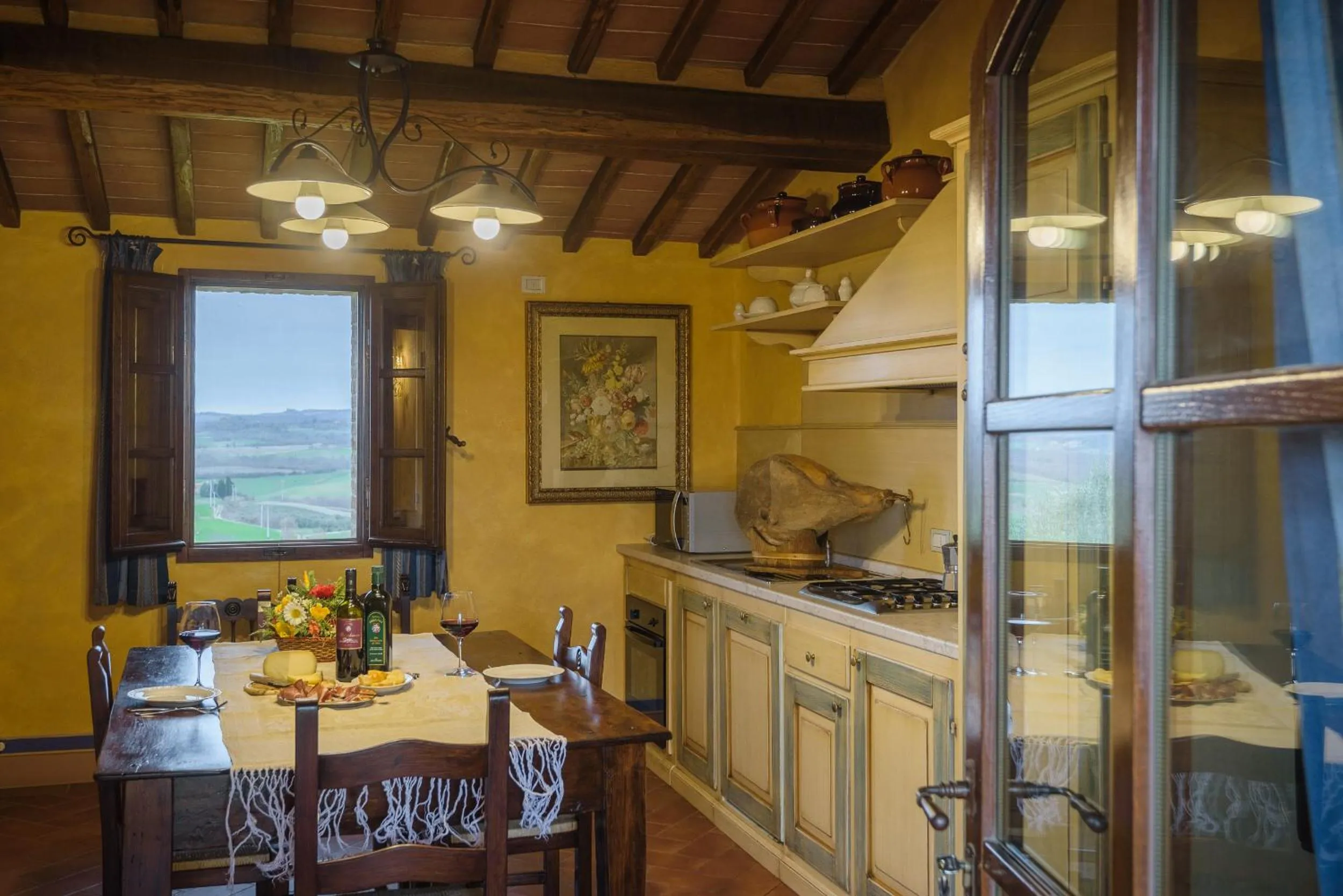 Dining area in Agriturismo Il Macchione