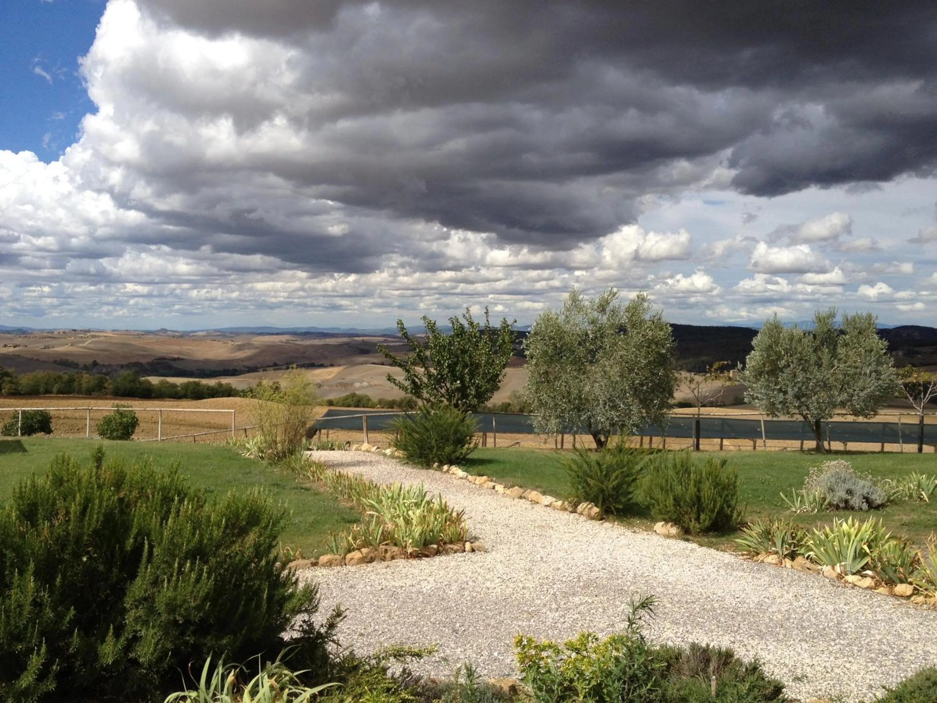 Garden view in Agriturismo Il Macchione