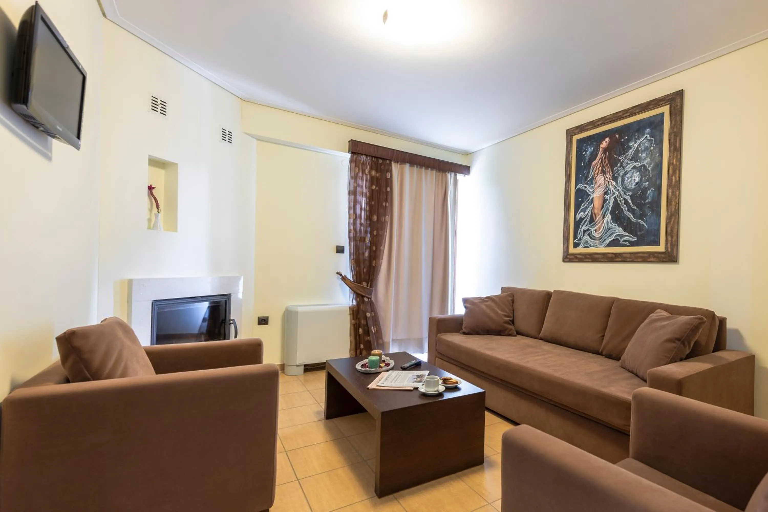 TV and multimedia in Thermios Apollon