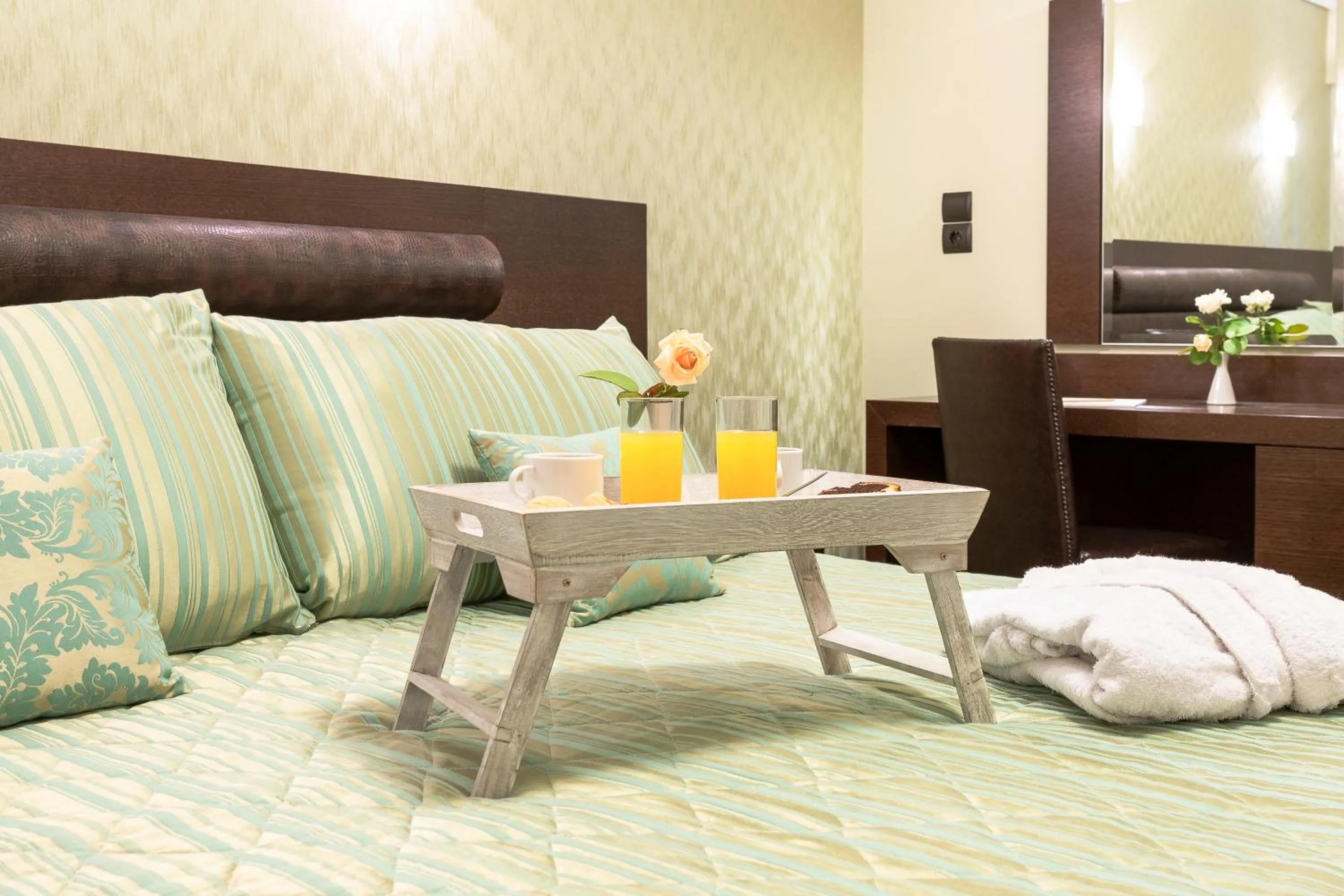 Food and drinks in Thermios Apollon