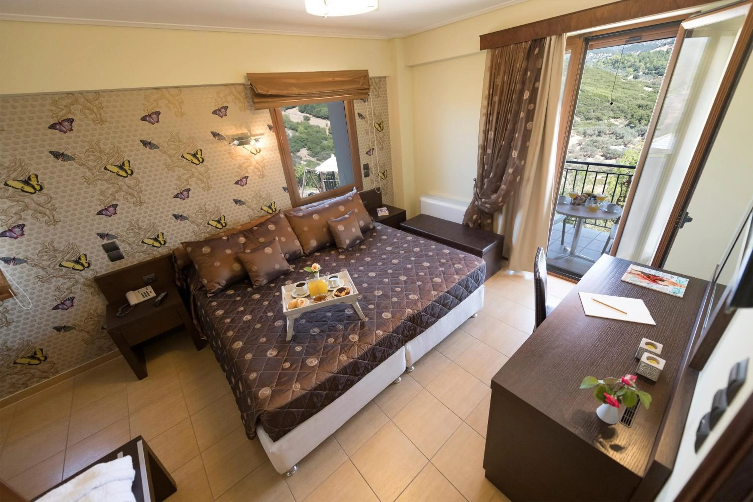 Bedroom, Bed in Thermios Apollon