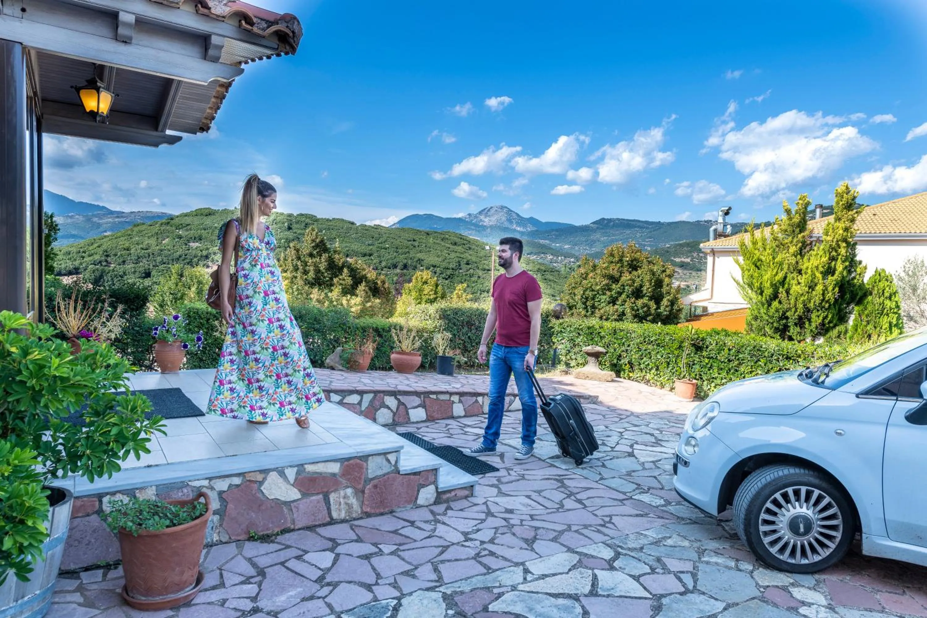 Facade/entrance in Thermios Apollon