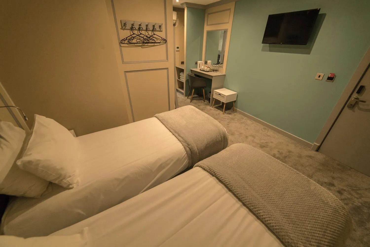 Bed in Central Station Hotel Liverpool