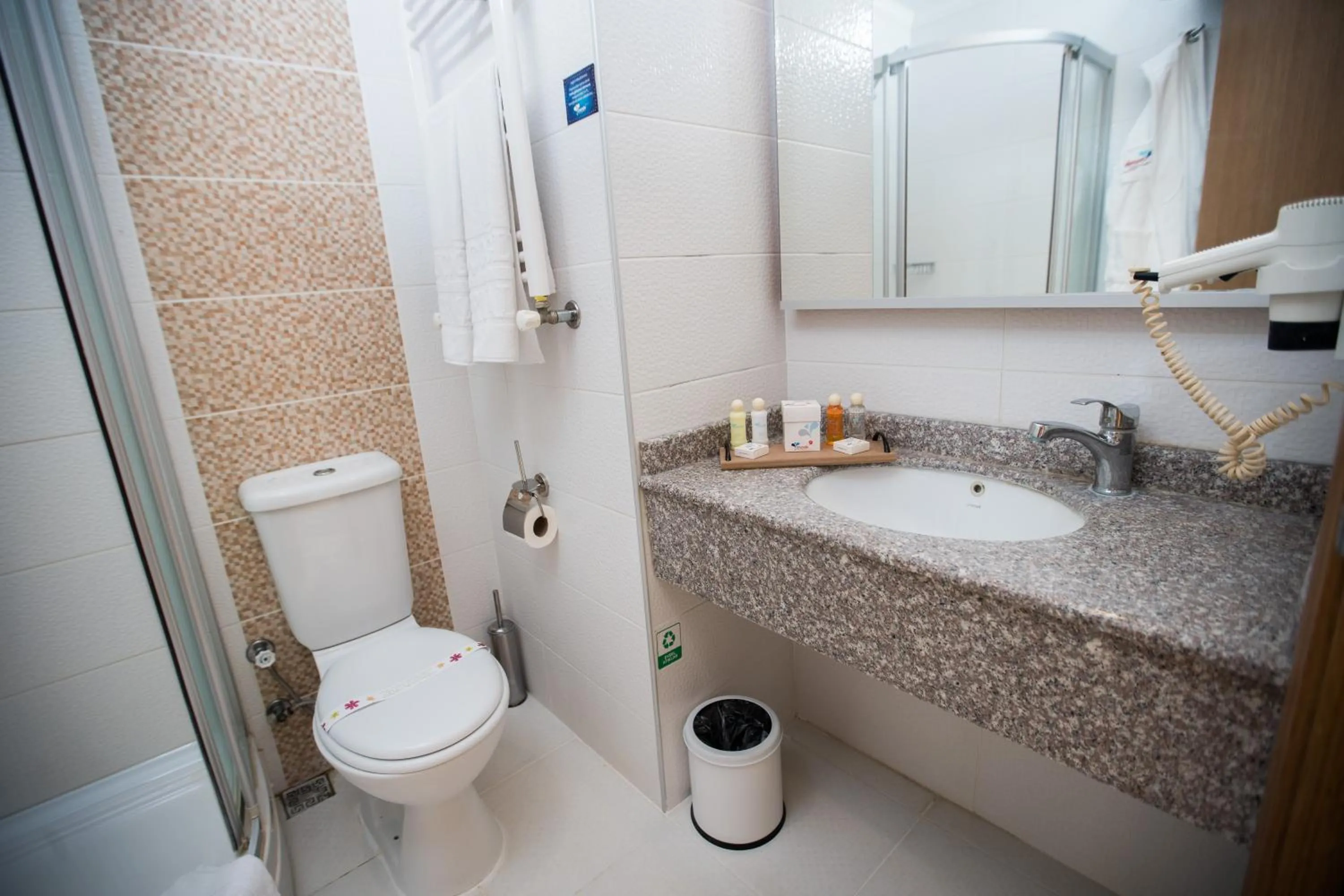 Bathroom in Afyon Orucoglu Thermal Resort