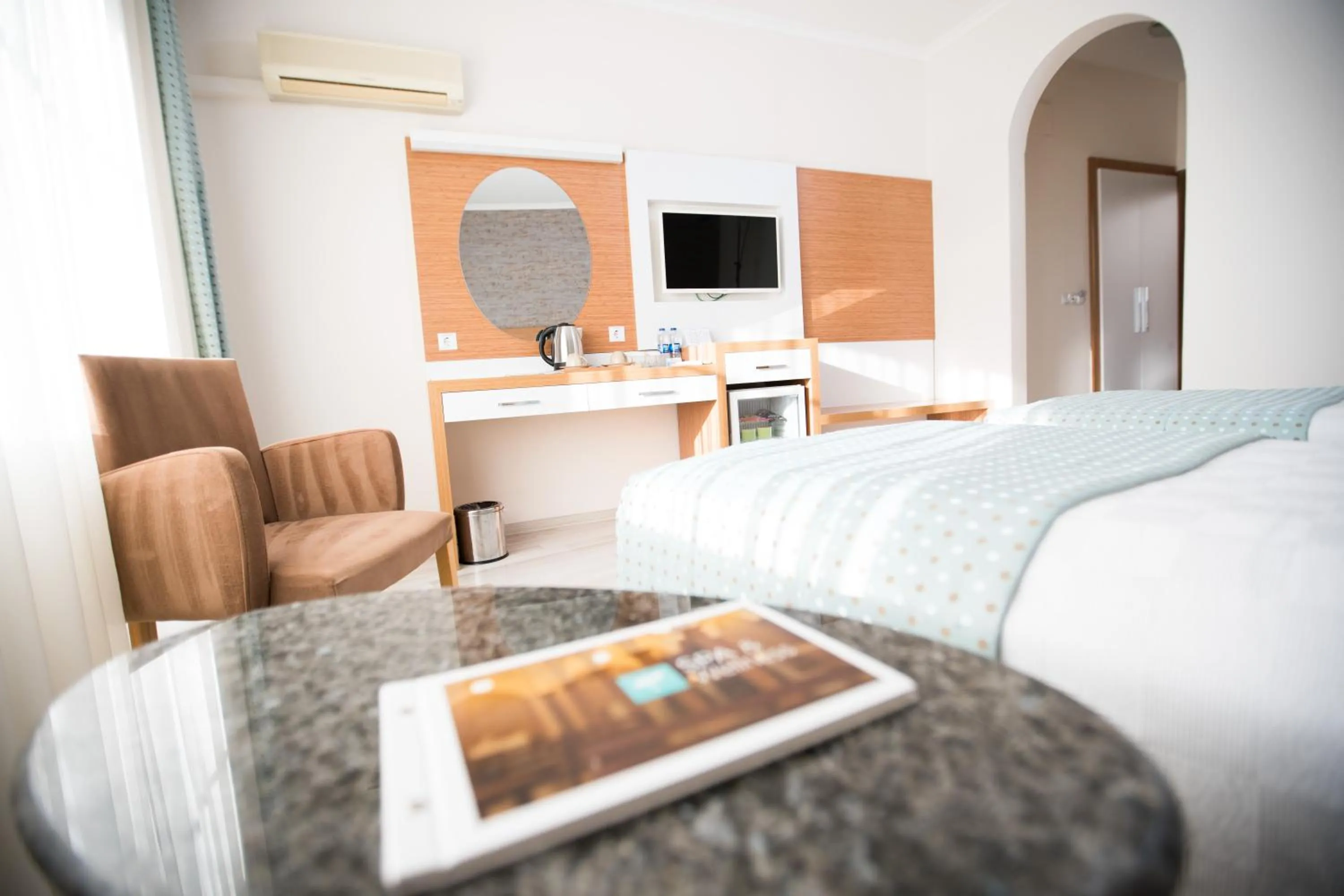 Living room, Bed in Afyon Orucoglu Thermal Resort