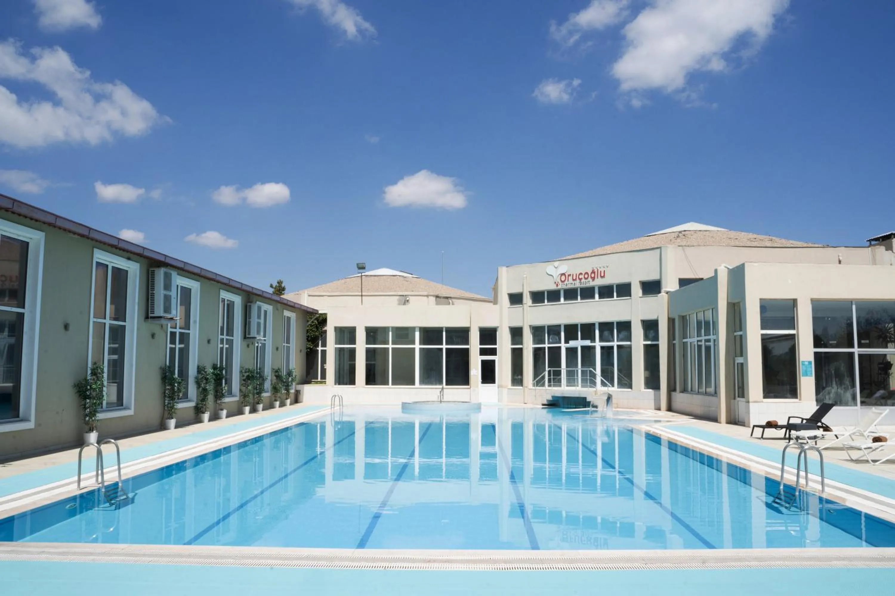 Swimming pool in Afyon Orucoglu Thermal Resort