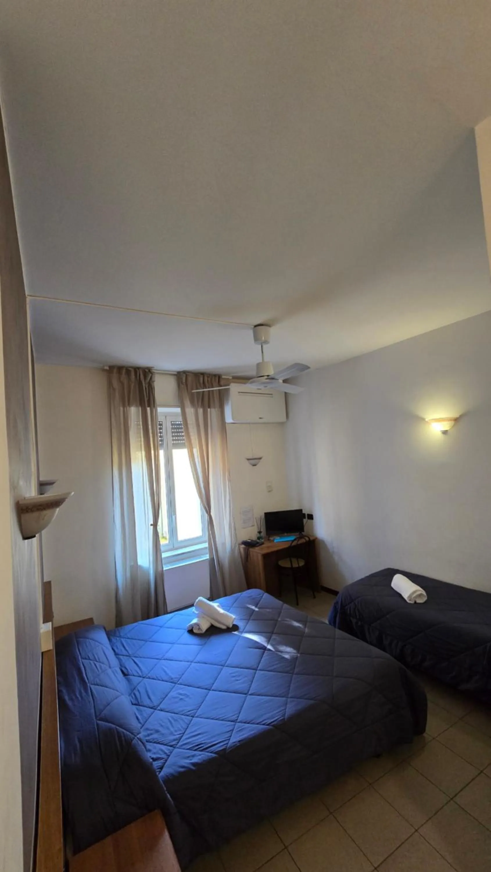 Bedroom, Bed in Hotel Marinoni