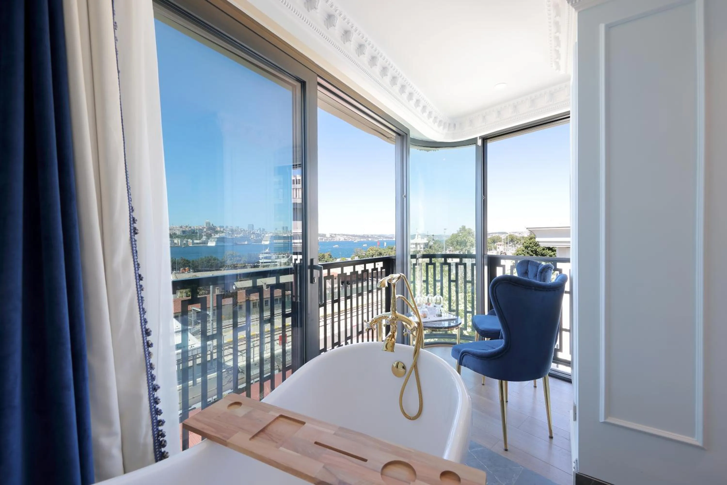 Day in Golden Horn Bosphorus Hotel