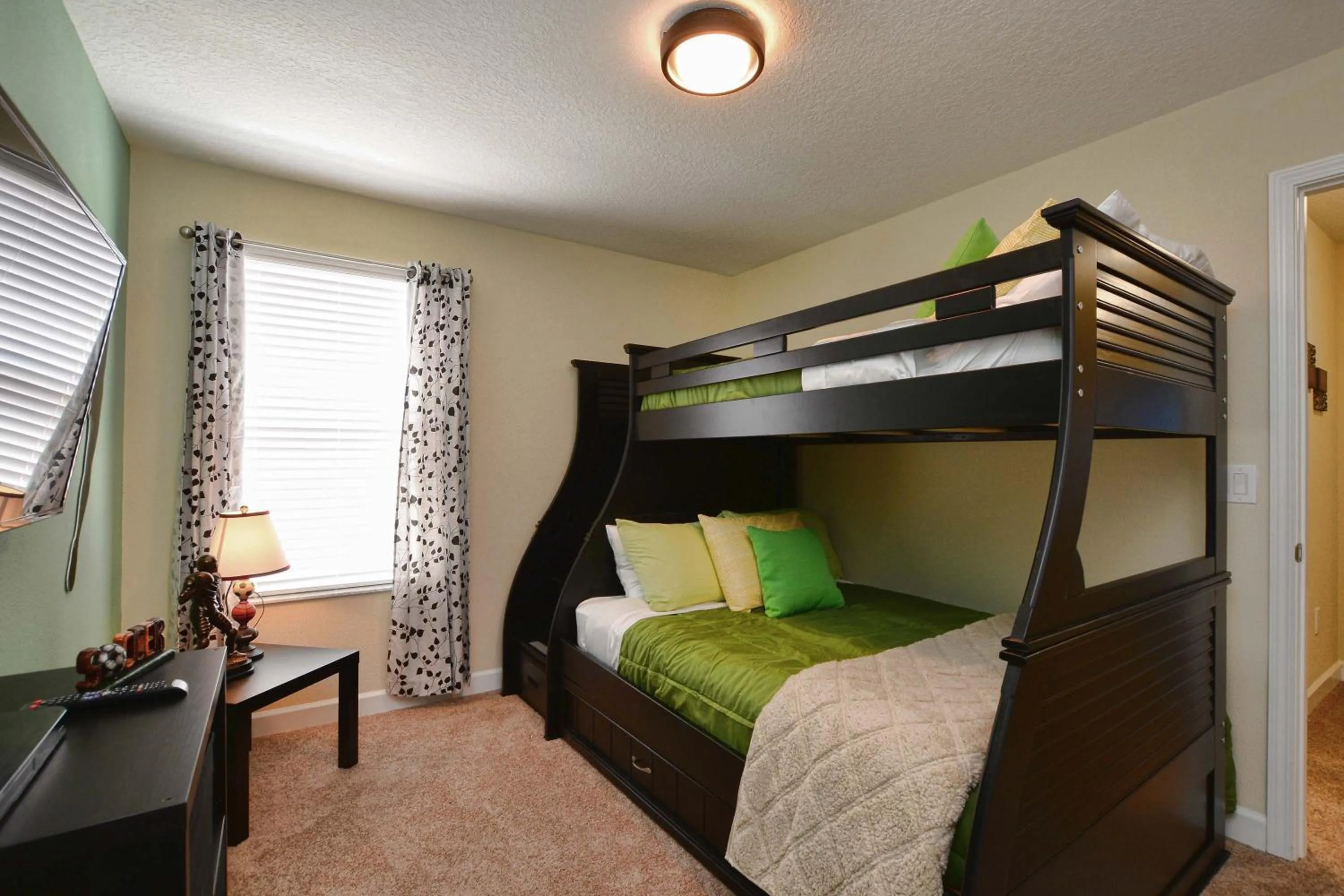 bunk bed, Bed in DISNEY area Luxurious House-Private Pool