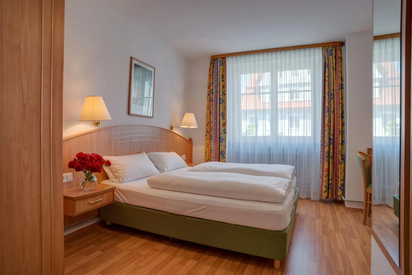 Photo of the whole room, Bed in Hotel Möve garni