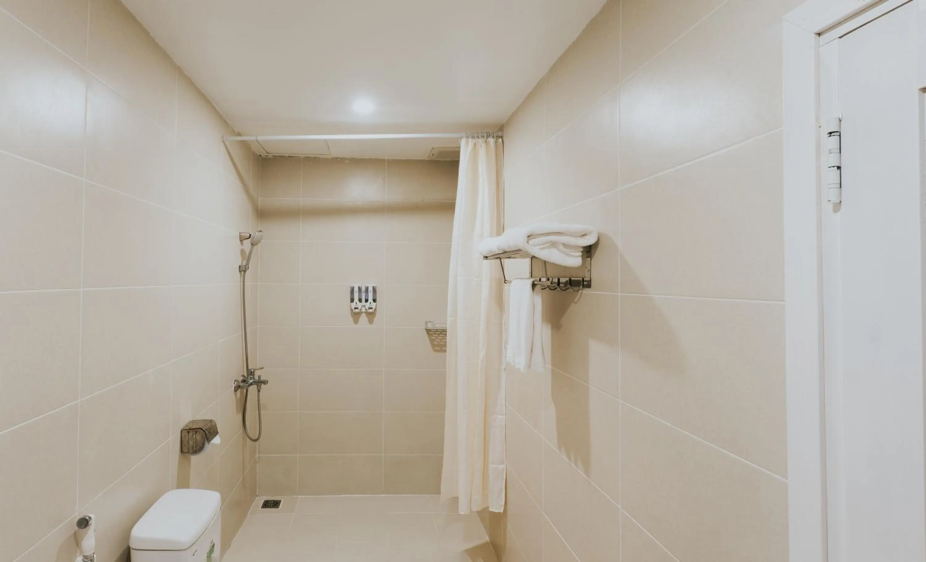 Toilet in Philip Bungalow