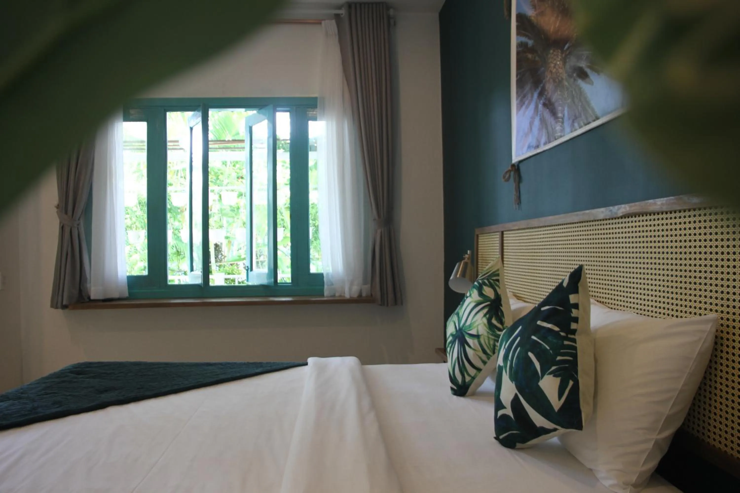 Bedroom, Bed in Philip Bungalow