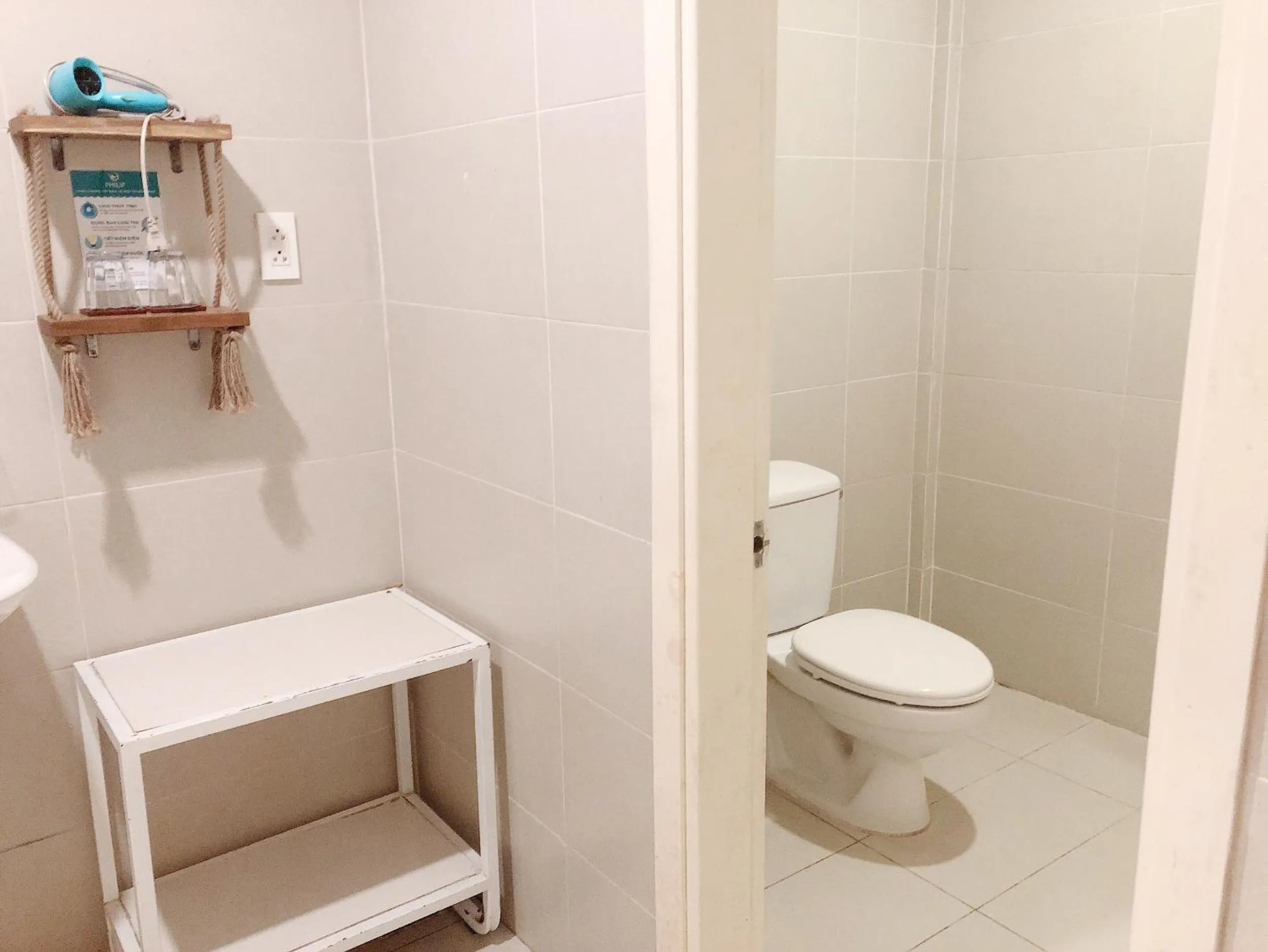 Toilet in Philip Bungalow