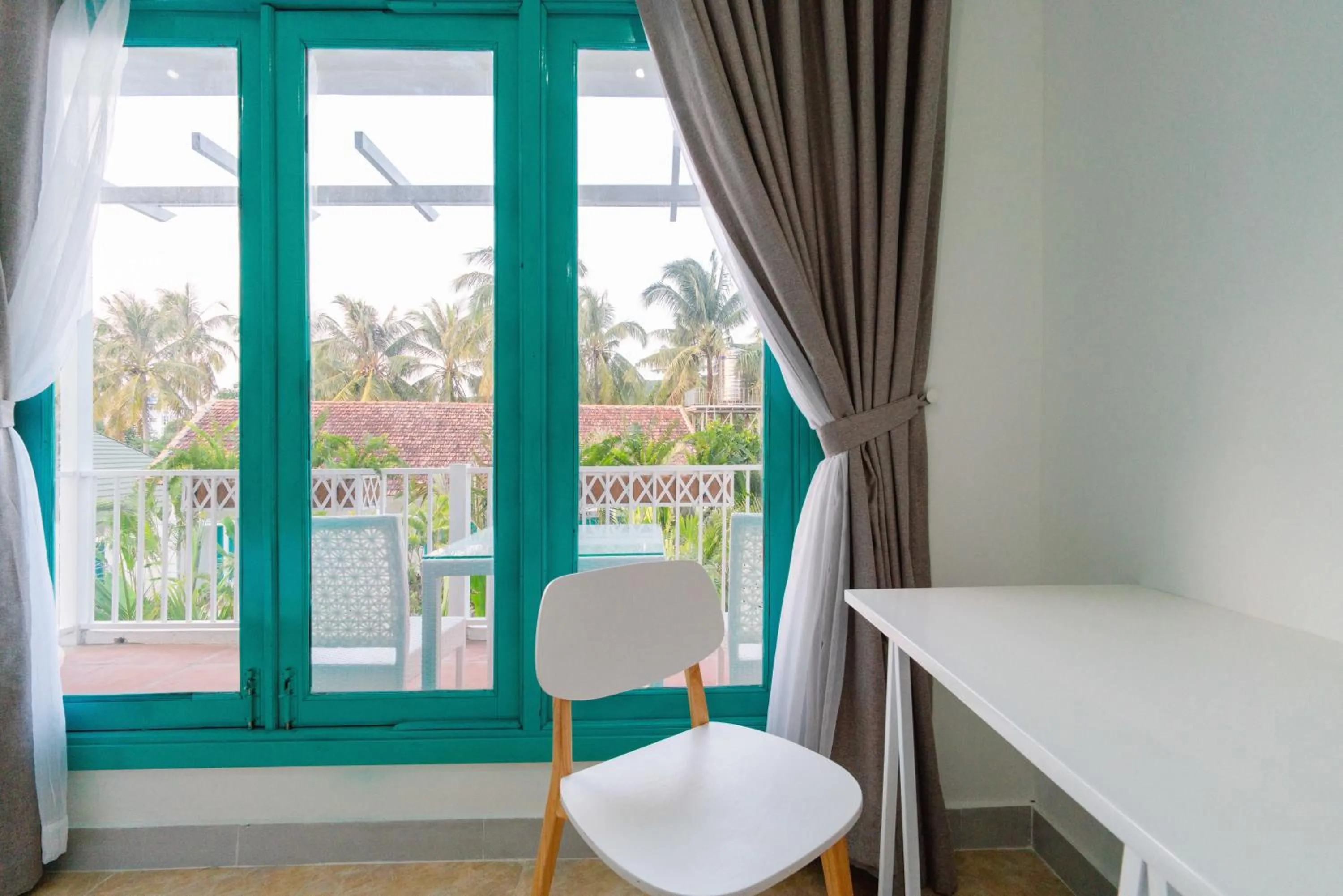 Seating area in Philip Bungalow