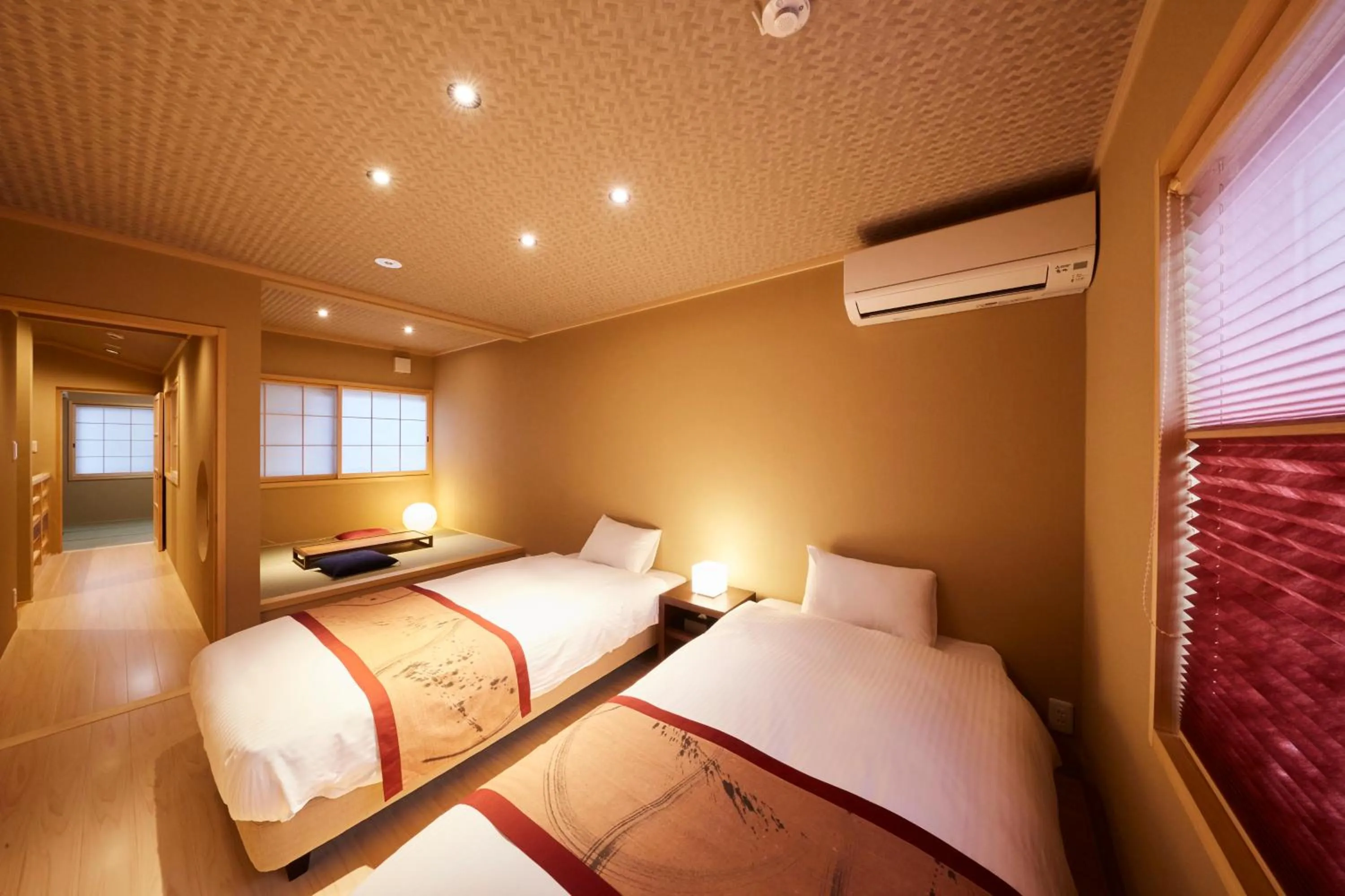 Bedroom, Bed in Rinn Miyagawacho Tsubaki