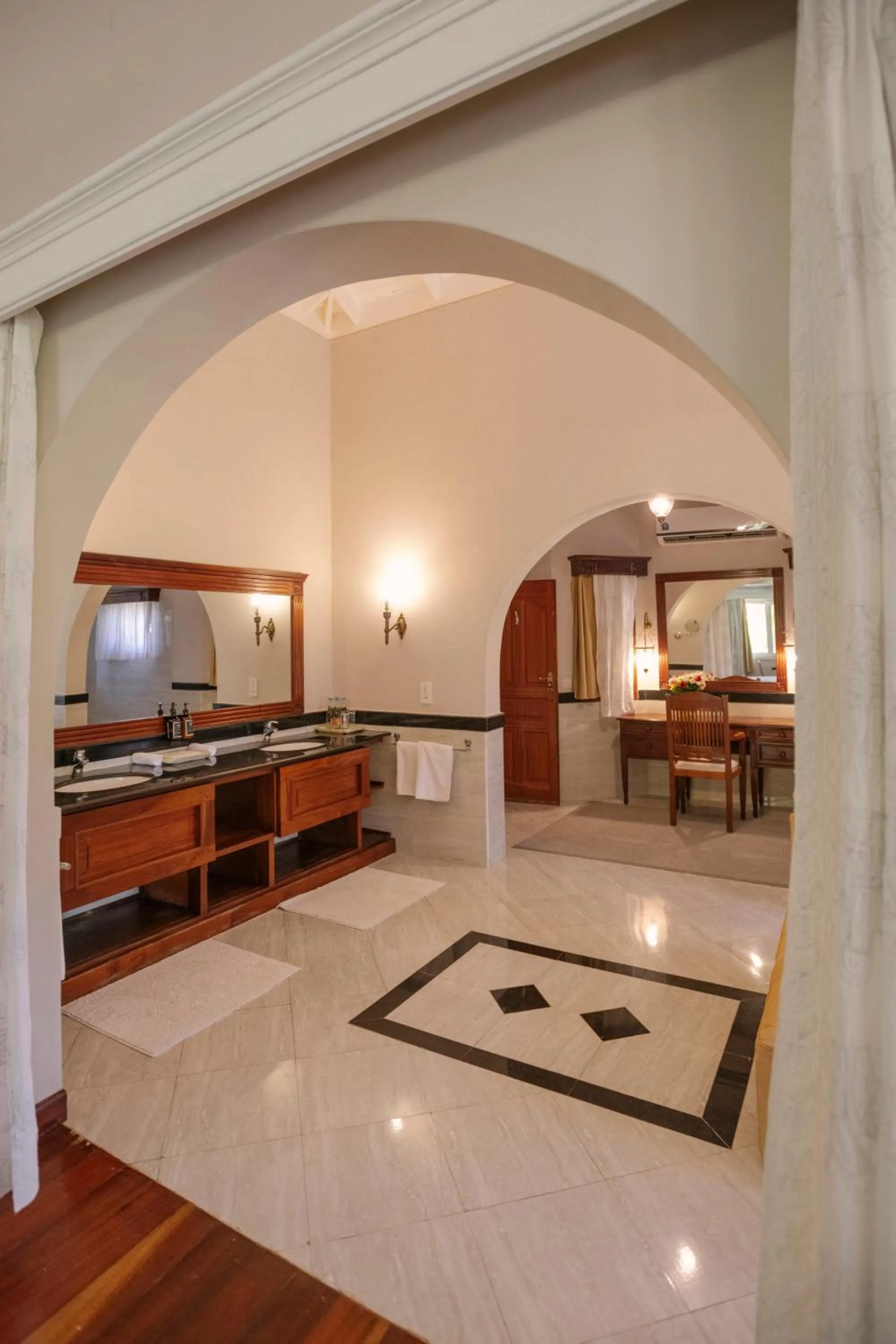 Bathroom in Ocean Beach Resort & SPA