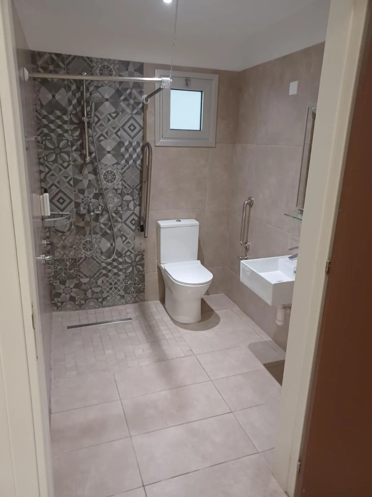 Shower in Livas Hotel Apartments