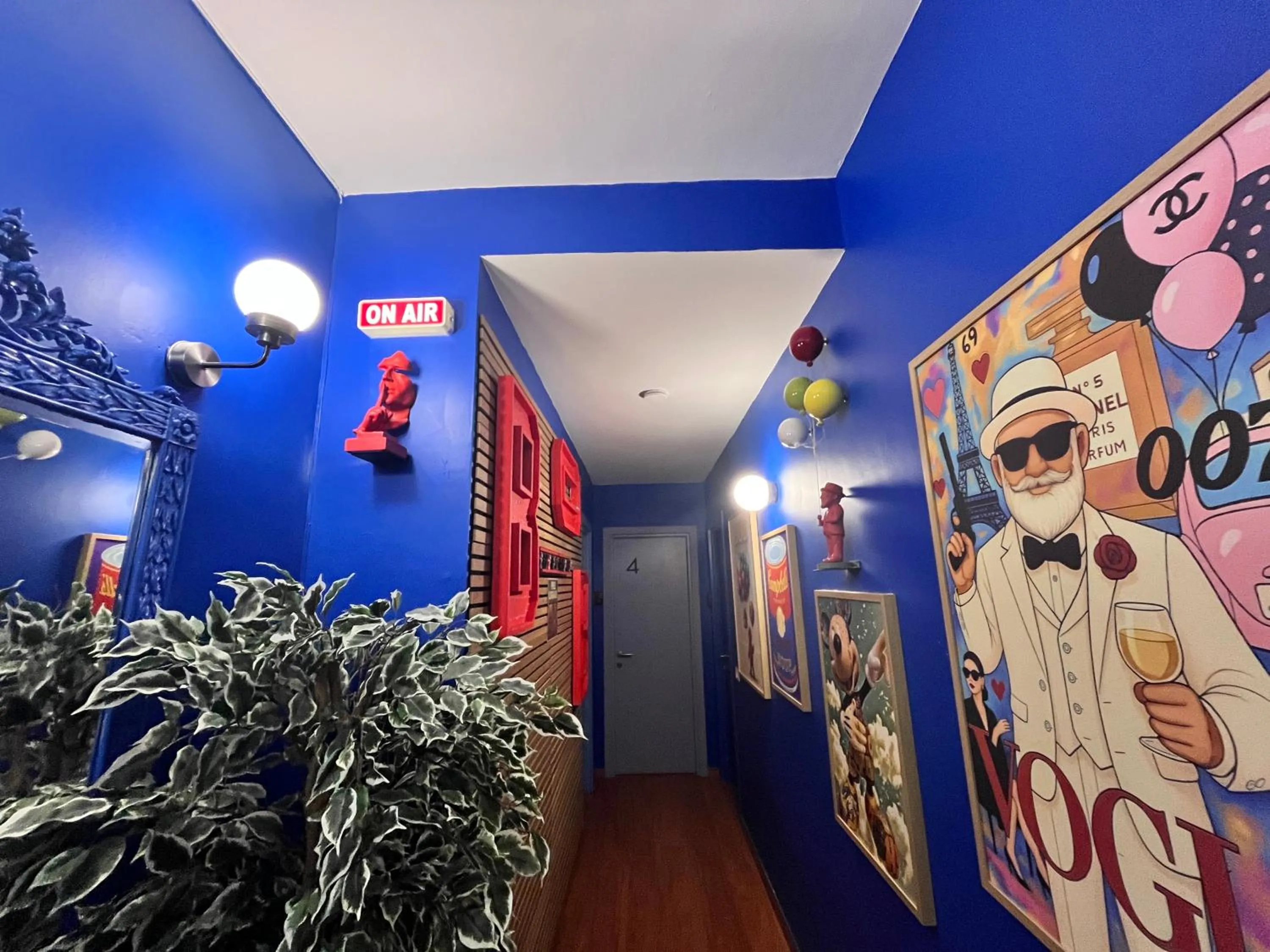 Decorative detail in BOBOTEL ROOMS City Center