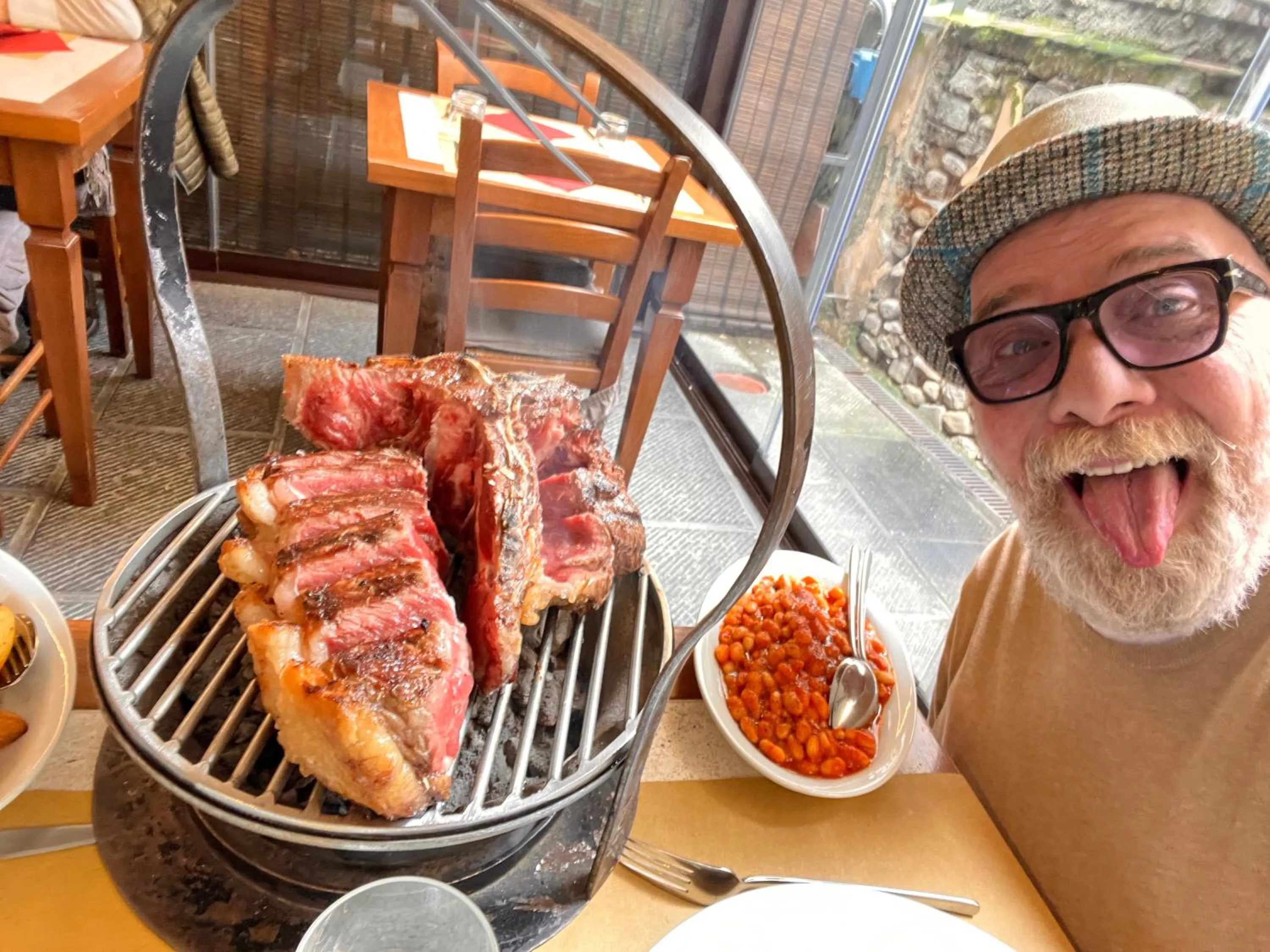 group of guests in BOBOTEL ROOMS City Center