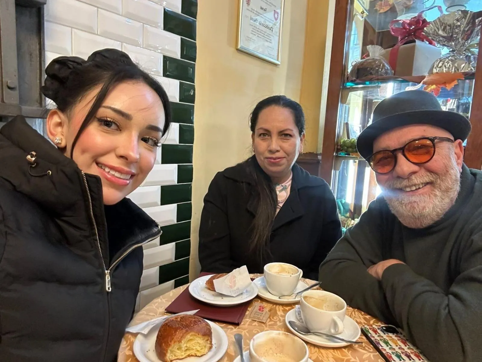 Guests in BOBOTEL ROOMS City Center