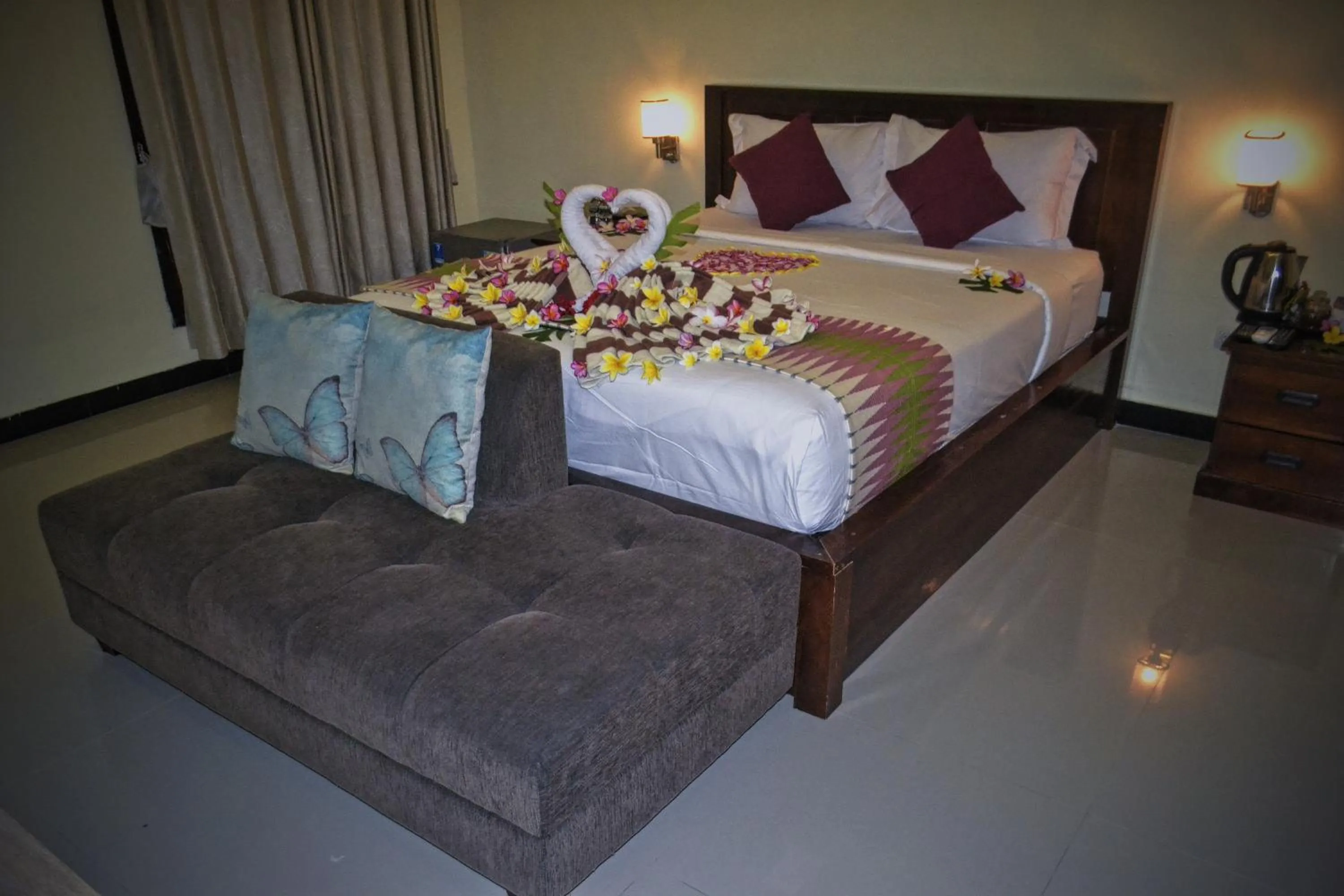 Bed in Cave Beach Bungalow