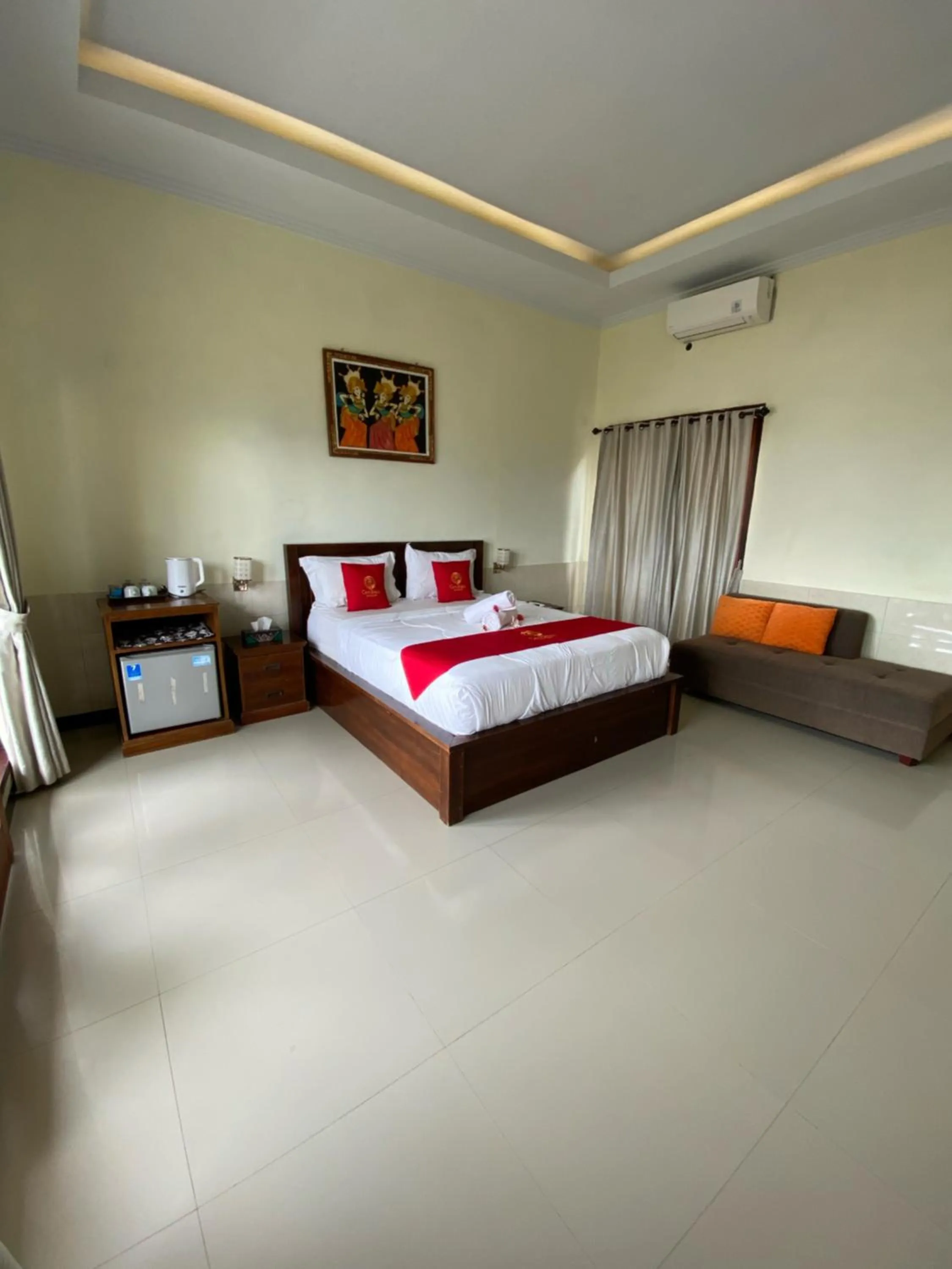 Bed in Cave Beach Bungalow