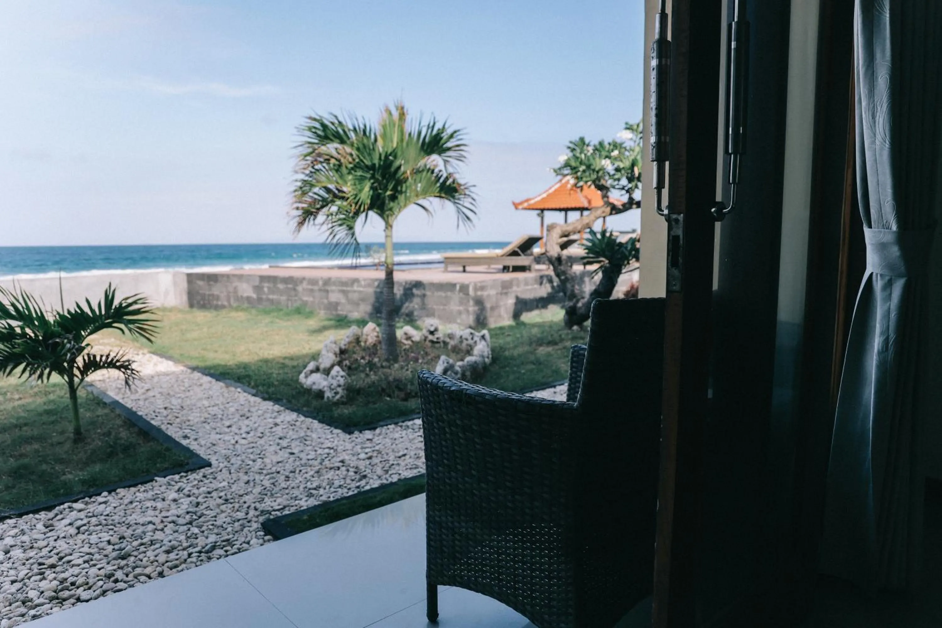 Patio in Cave Beach Bungalow