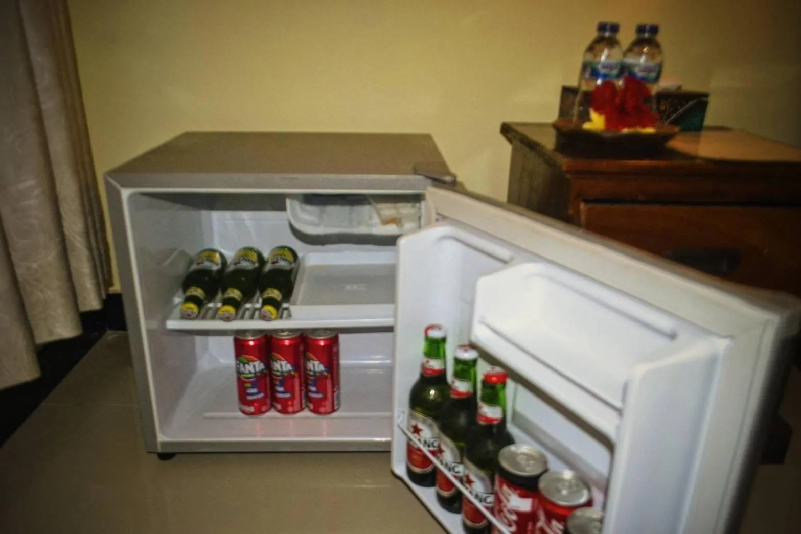 Living room in Cave Beach Bungalow