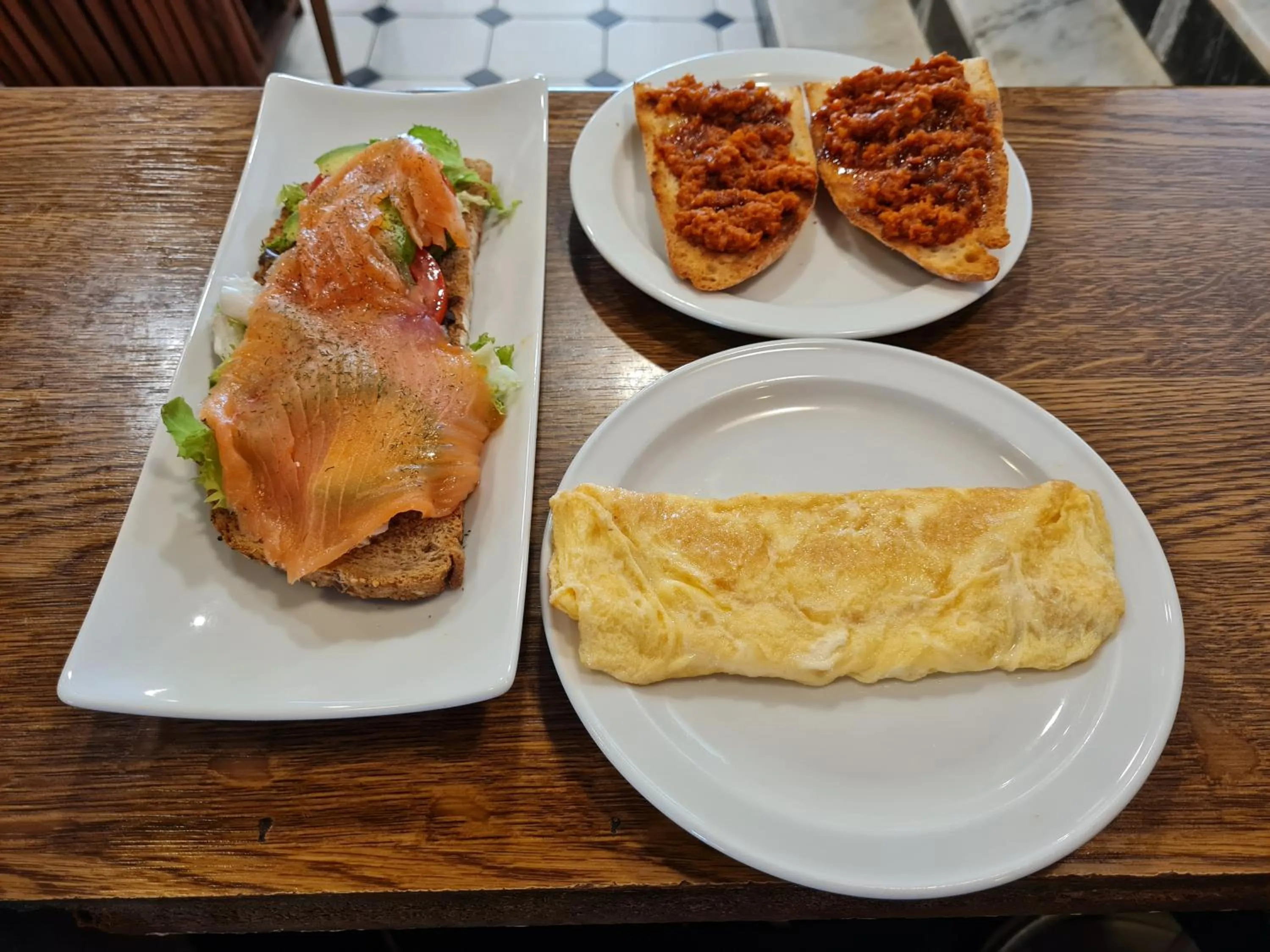 Breakfast in Hostal S'Algaret