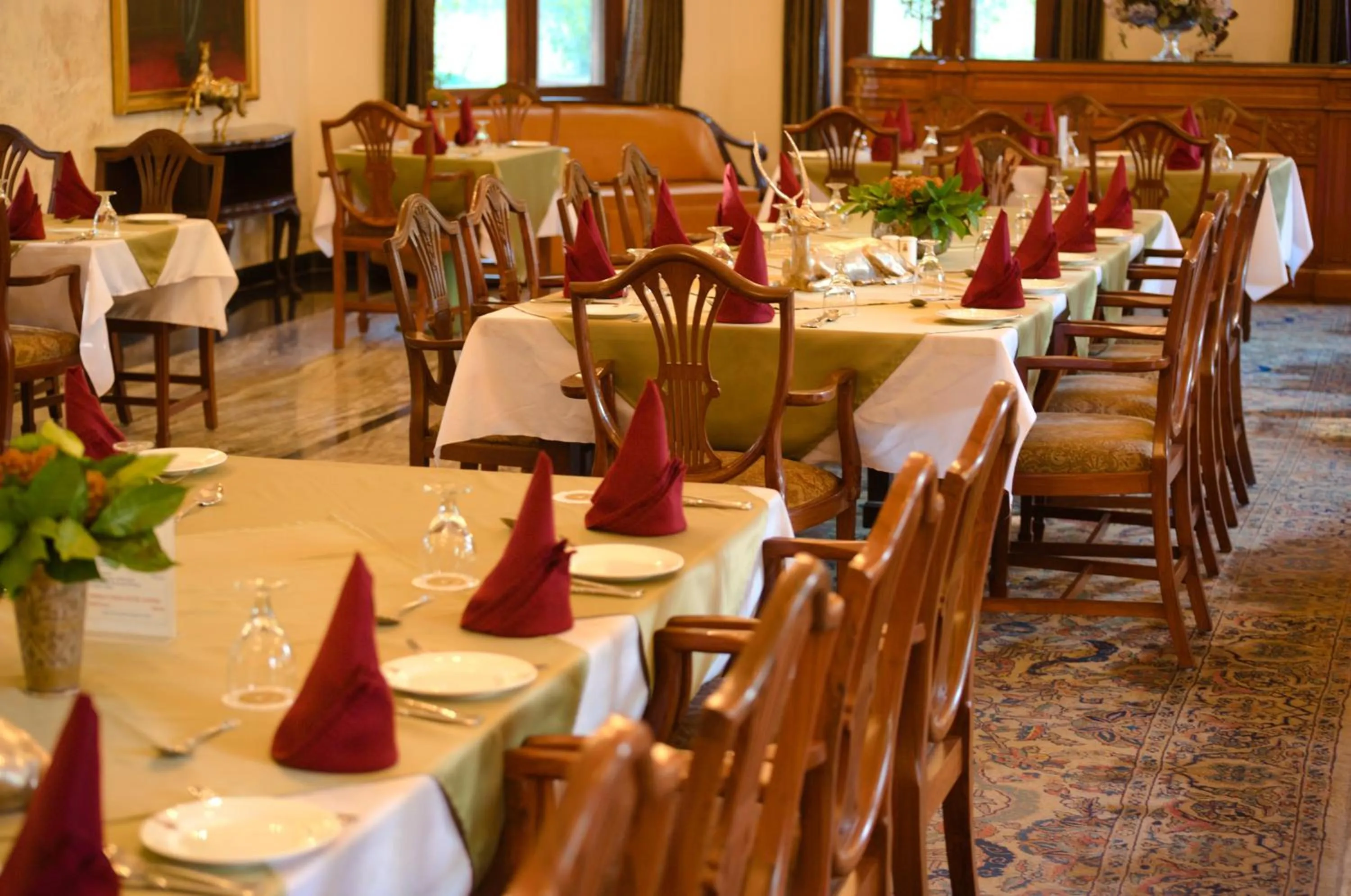 Restaurant/places to eat in WelcomHeritage Taragarh Palace
