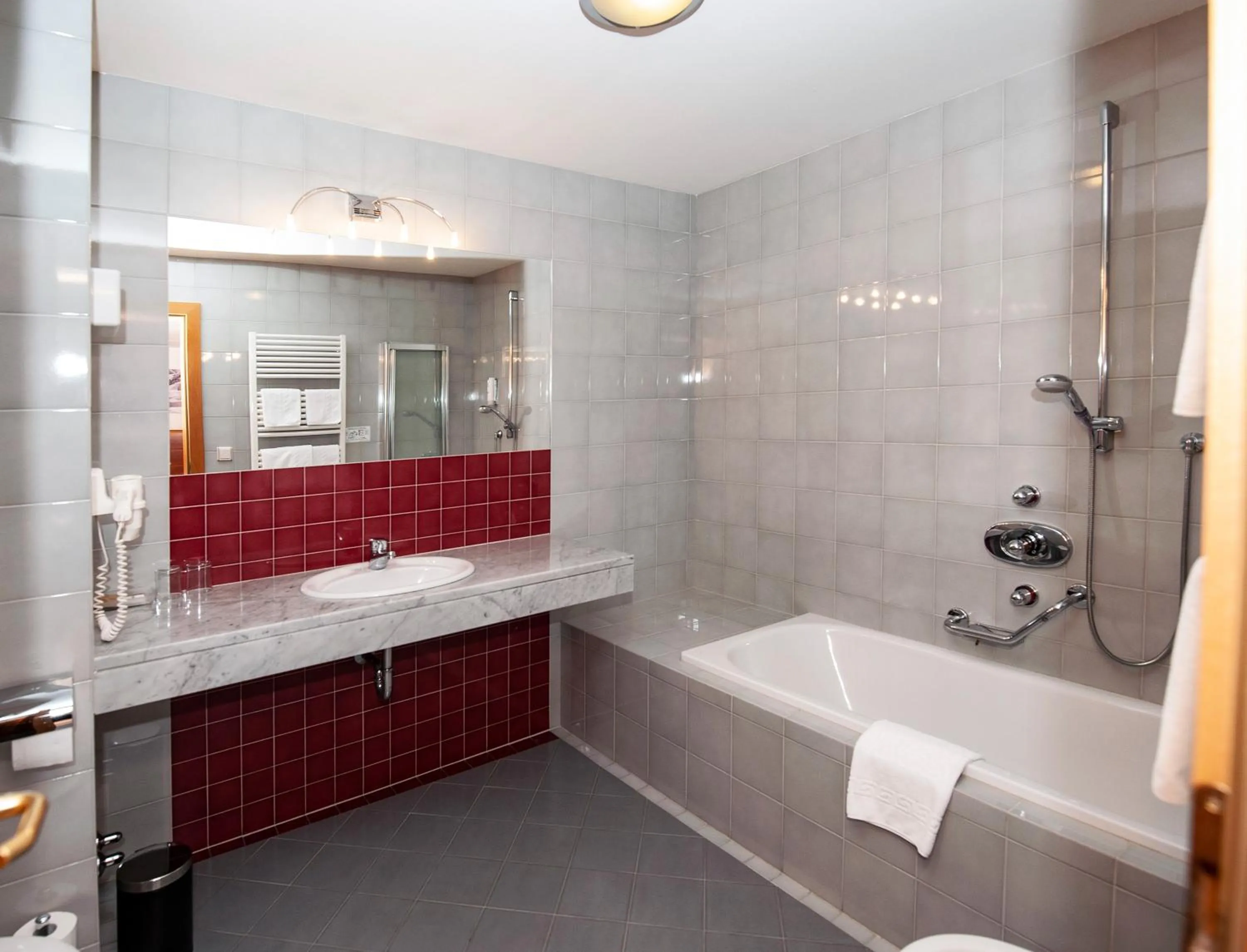 Bathroom in Hotel Eller