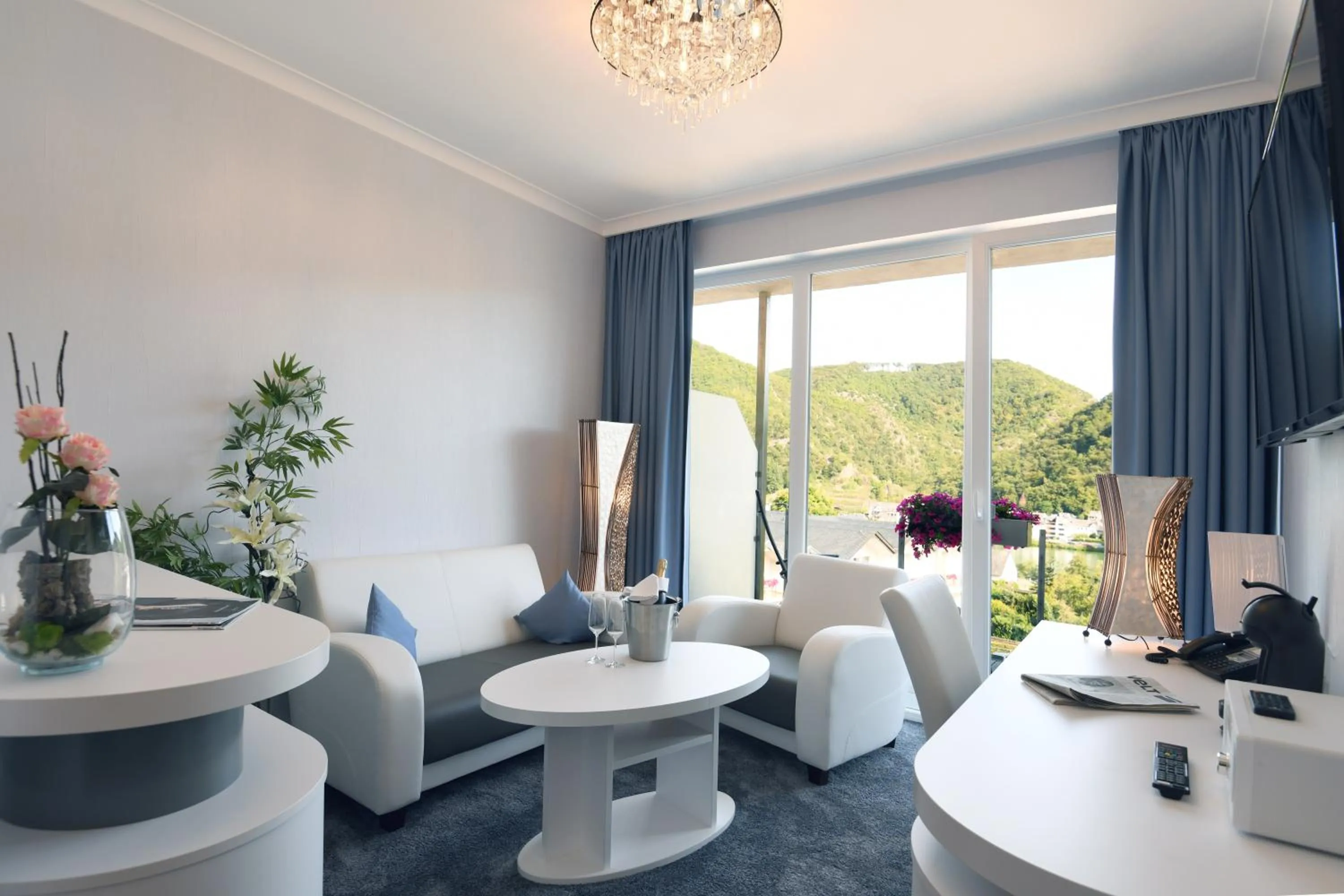 Photo of the whole room in Moselstern Parkhotel Krähennest