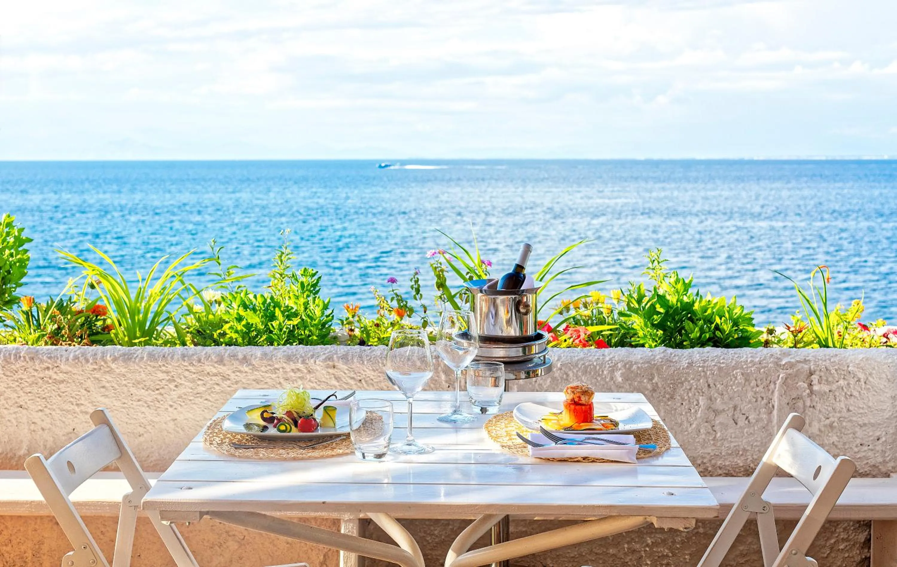 Restaurant/places to eat in Hotel Oasi Castiglione