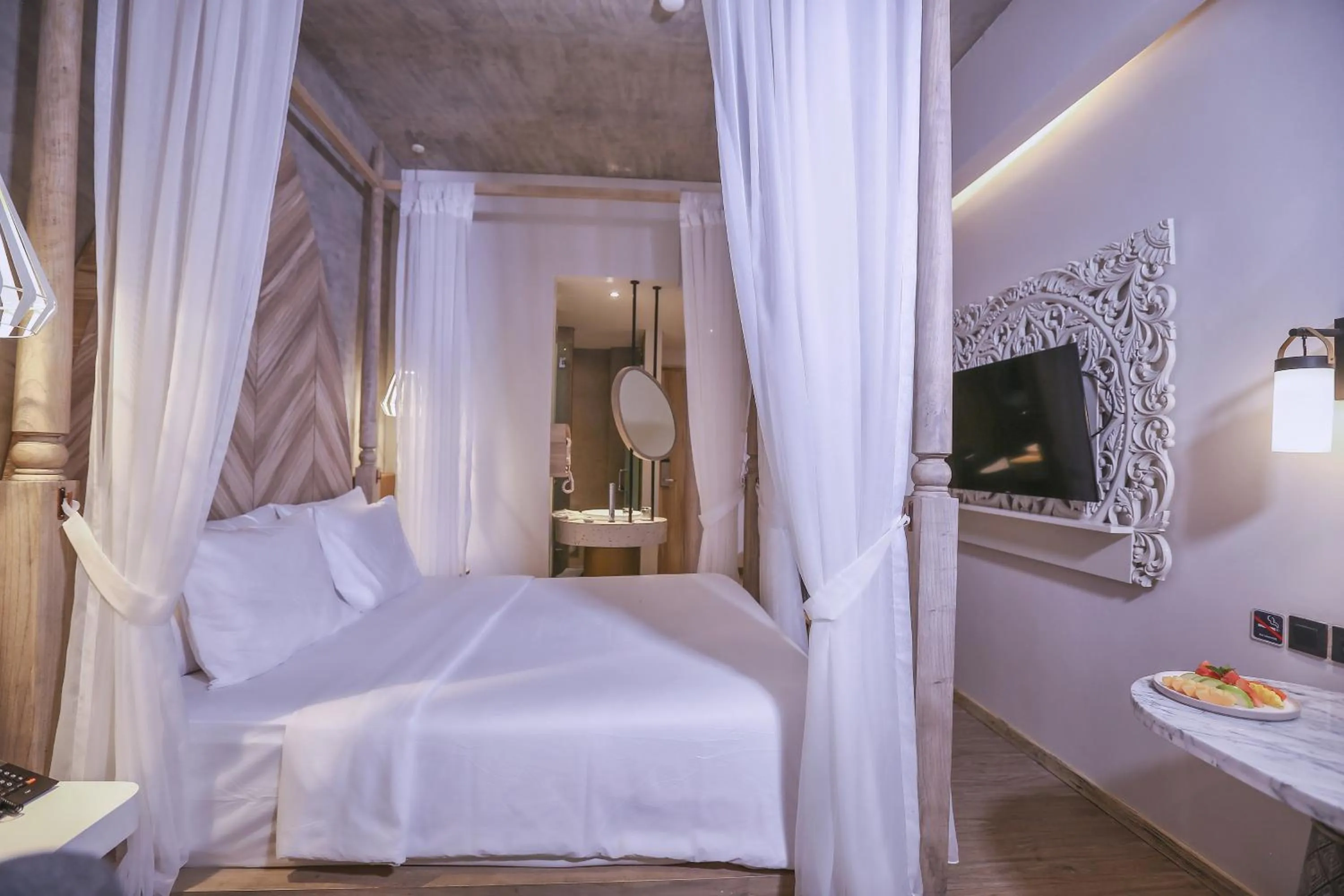 TV and multimedia, Bed in Marc Hotel Gili Trawangan