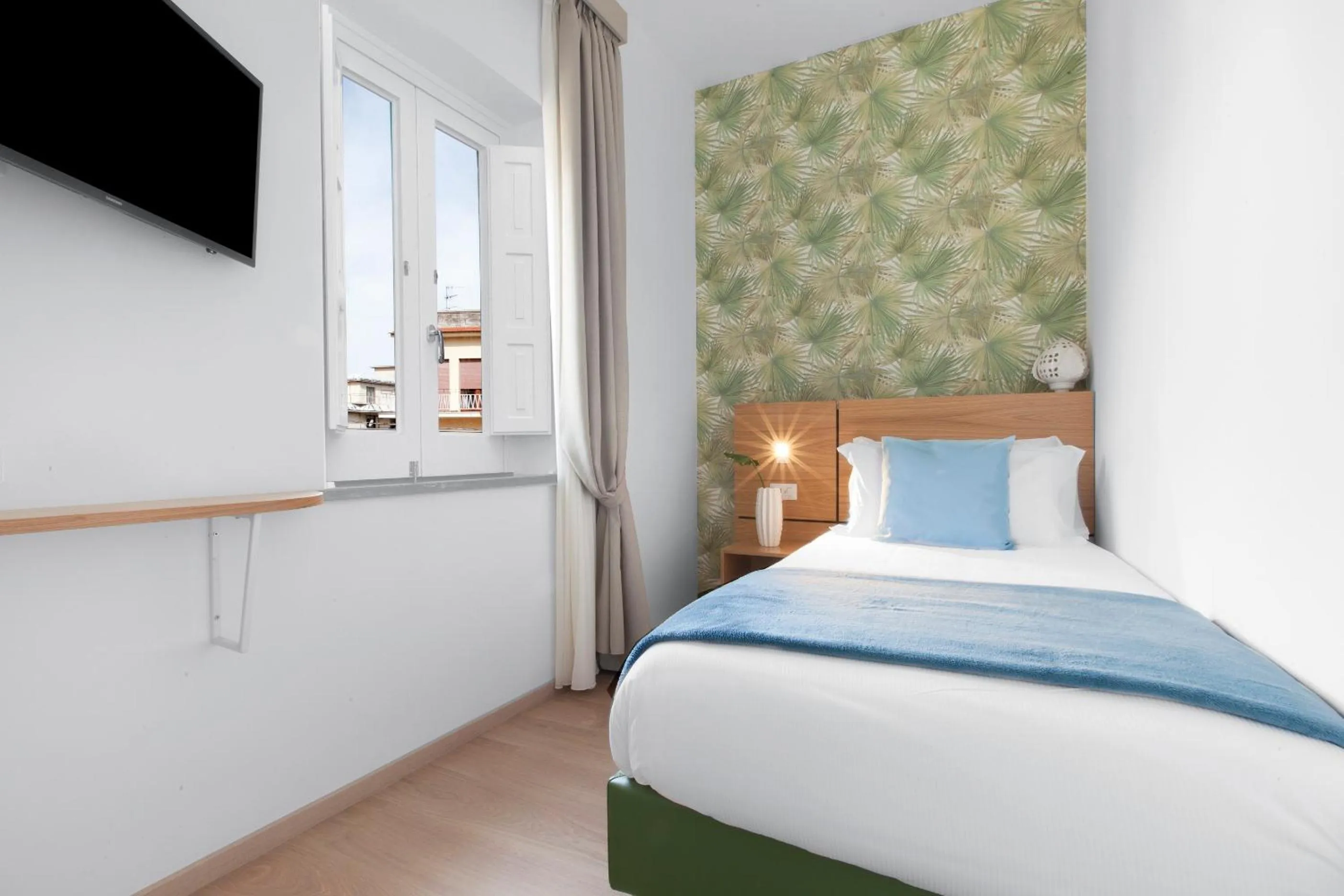 Bedroom, Bed in Unconventional Sorrento Coast